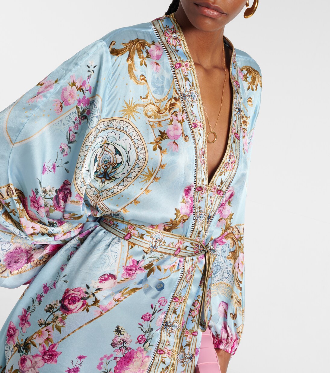 Kimono en satin de soie à fleurs | Camilla
