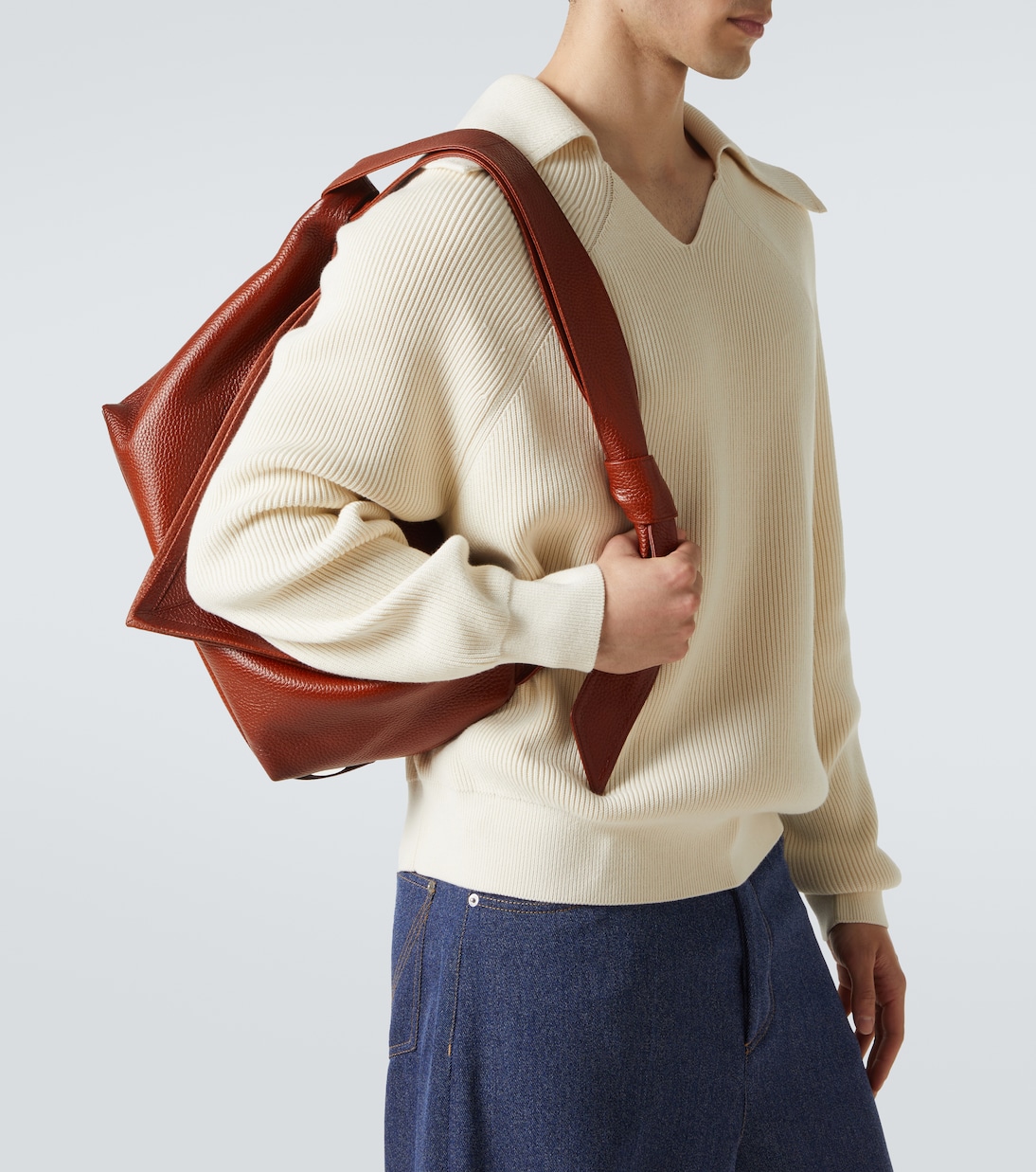 Sawyer leather shoulder bag | Bottega Veneta