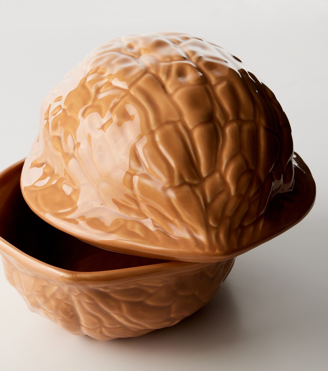 Nut Large earthenware container | Bordallo Pinheiro