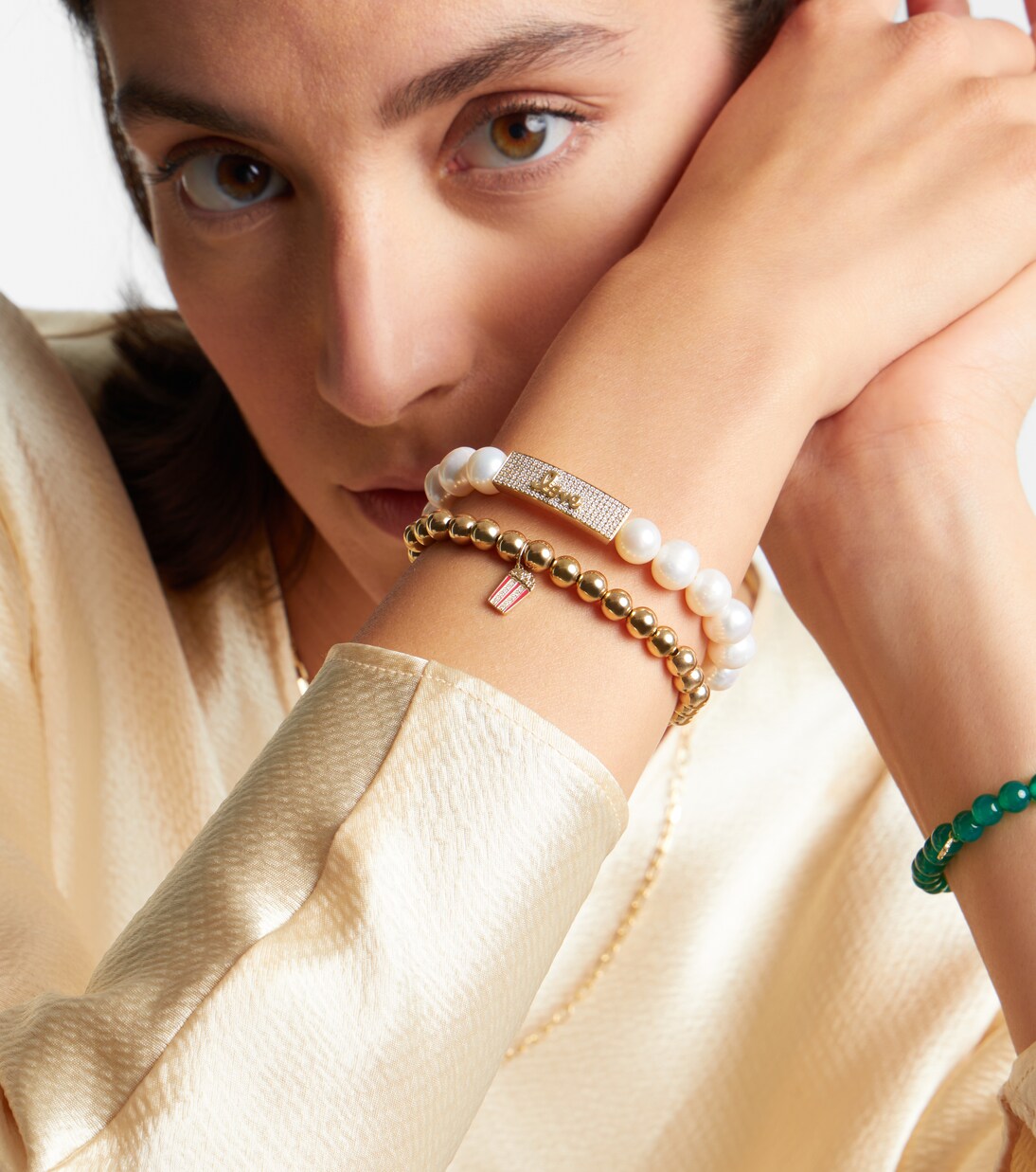 Armband aus 14kt Gelbgold mit Emaille und Diamanten | Sydney Evan