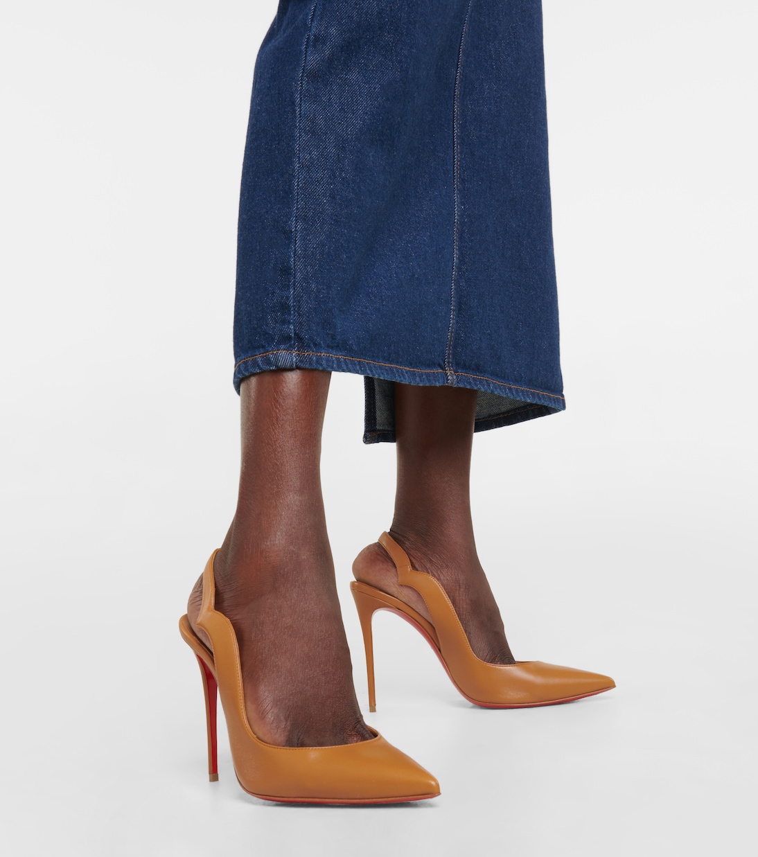 Nudes Hot Chick leather pumps | Christian Louboutin