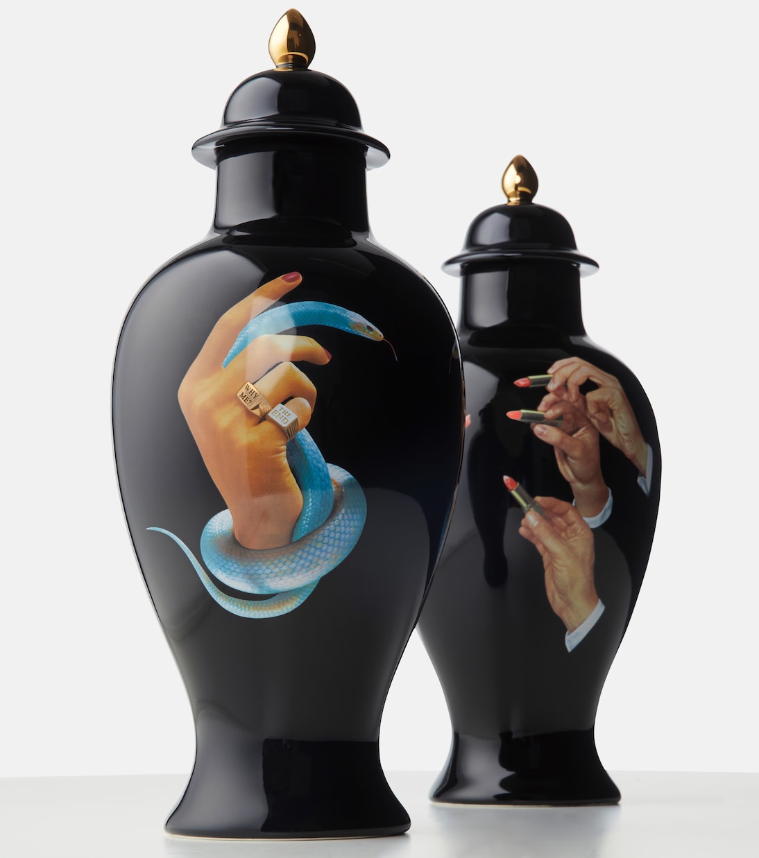 x Toiletpaper Hands with Snakes vase | Seletti