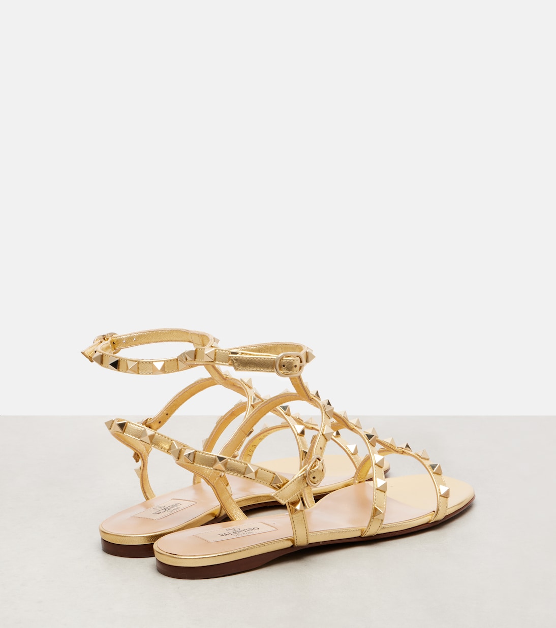 Sandalen Rockstud aus Metallic-Leder | Valentino Garavani