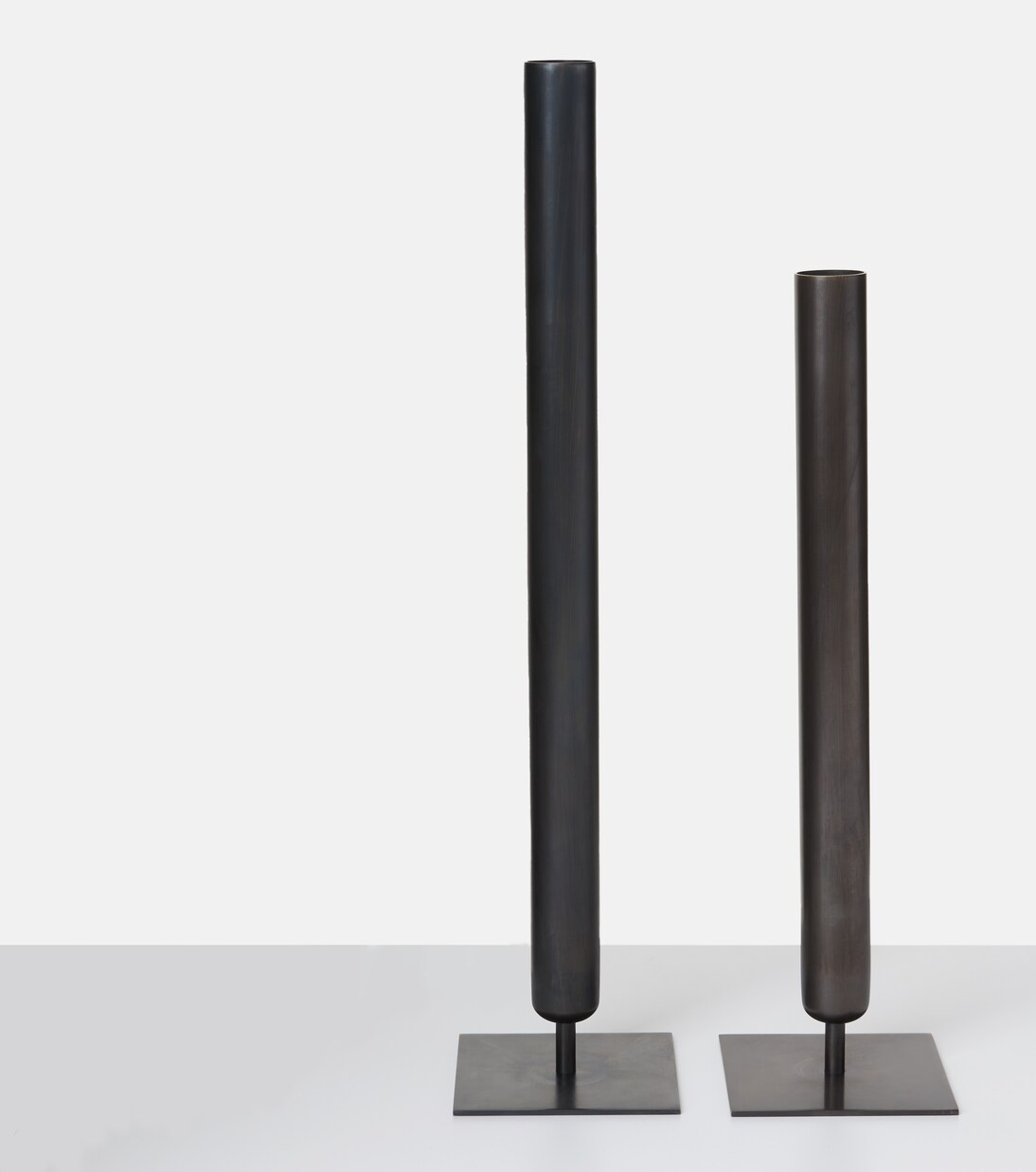 Stance brass vase | Audo Copenhagen