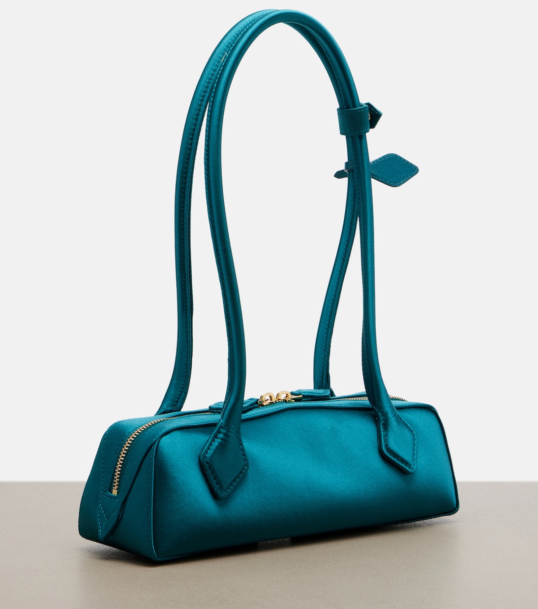 Schultertasche Le Teckel Small aus Satin | Alaïa