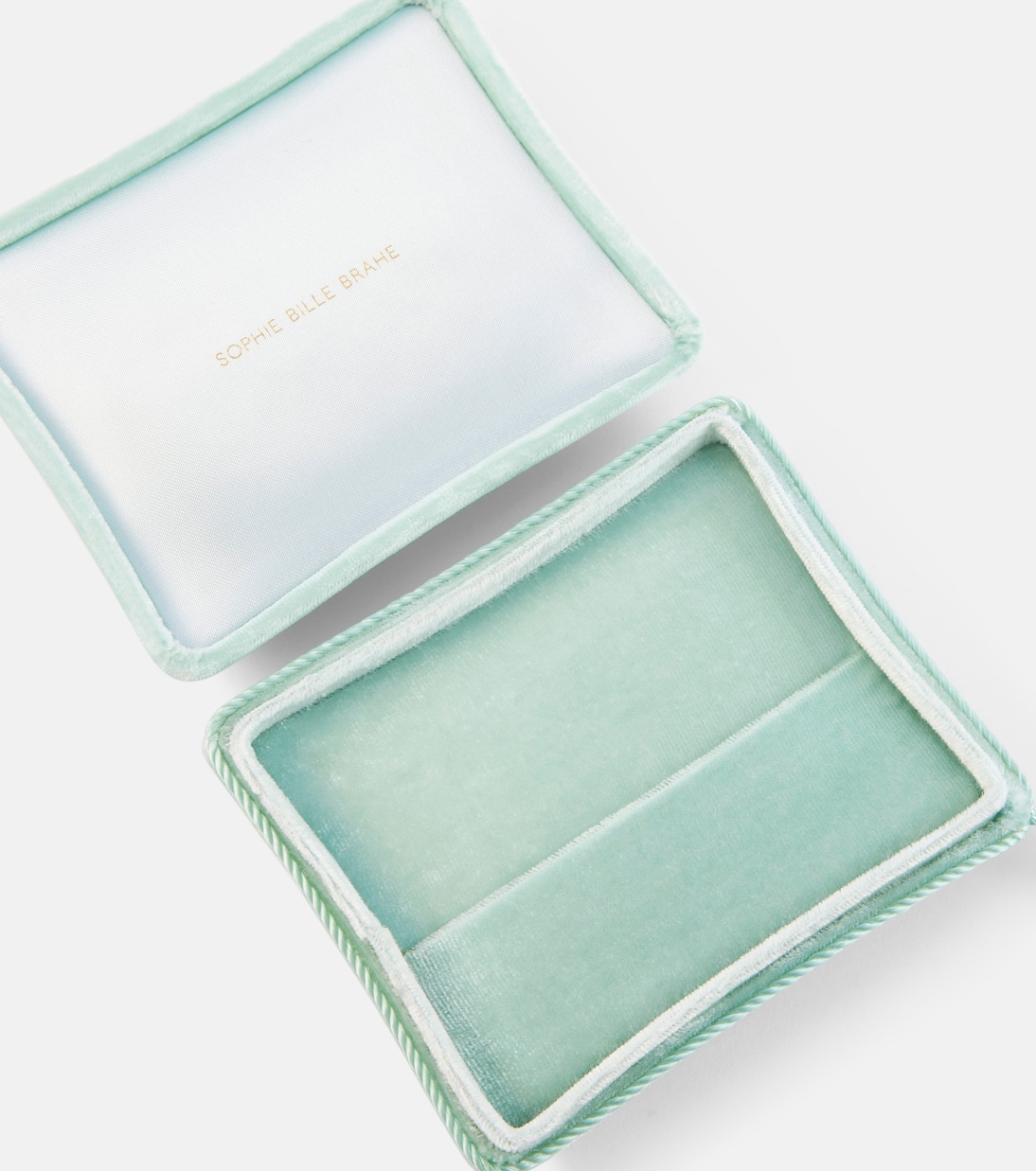 Scatola in velluto Nuages di Sophie Bille Brahe per giovani eleganti