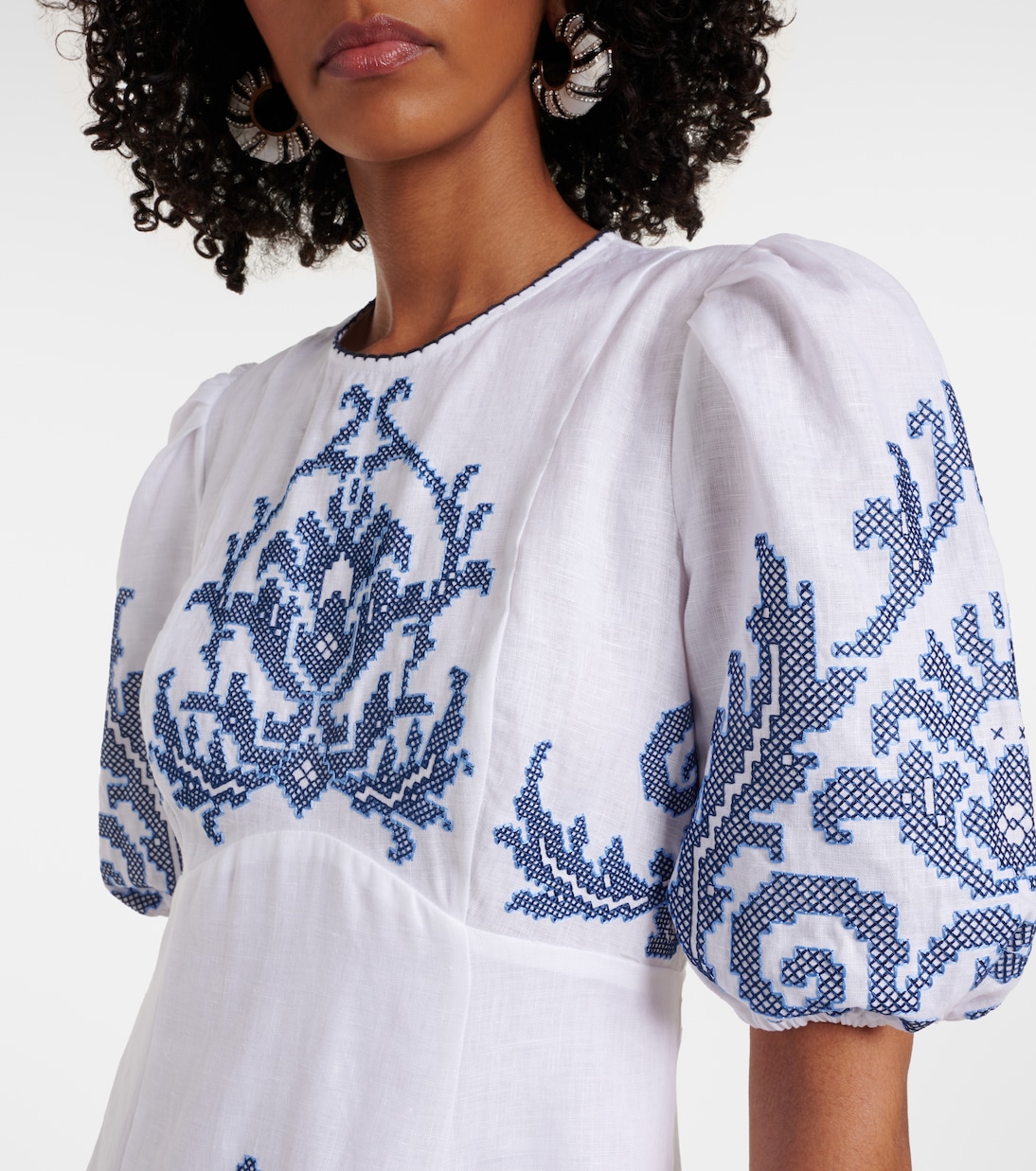 Abito midi Hazel in lino con ricamo | Alémais