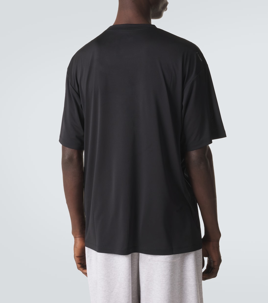 AuraLite logo T-shirt | Satisfy