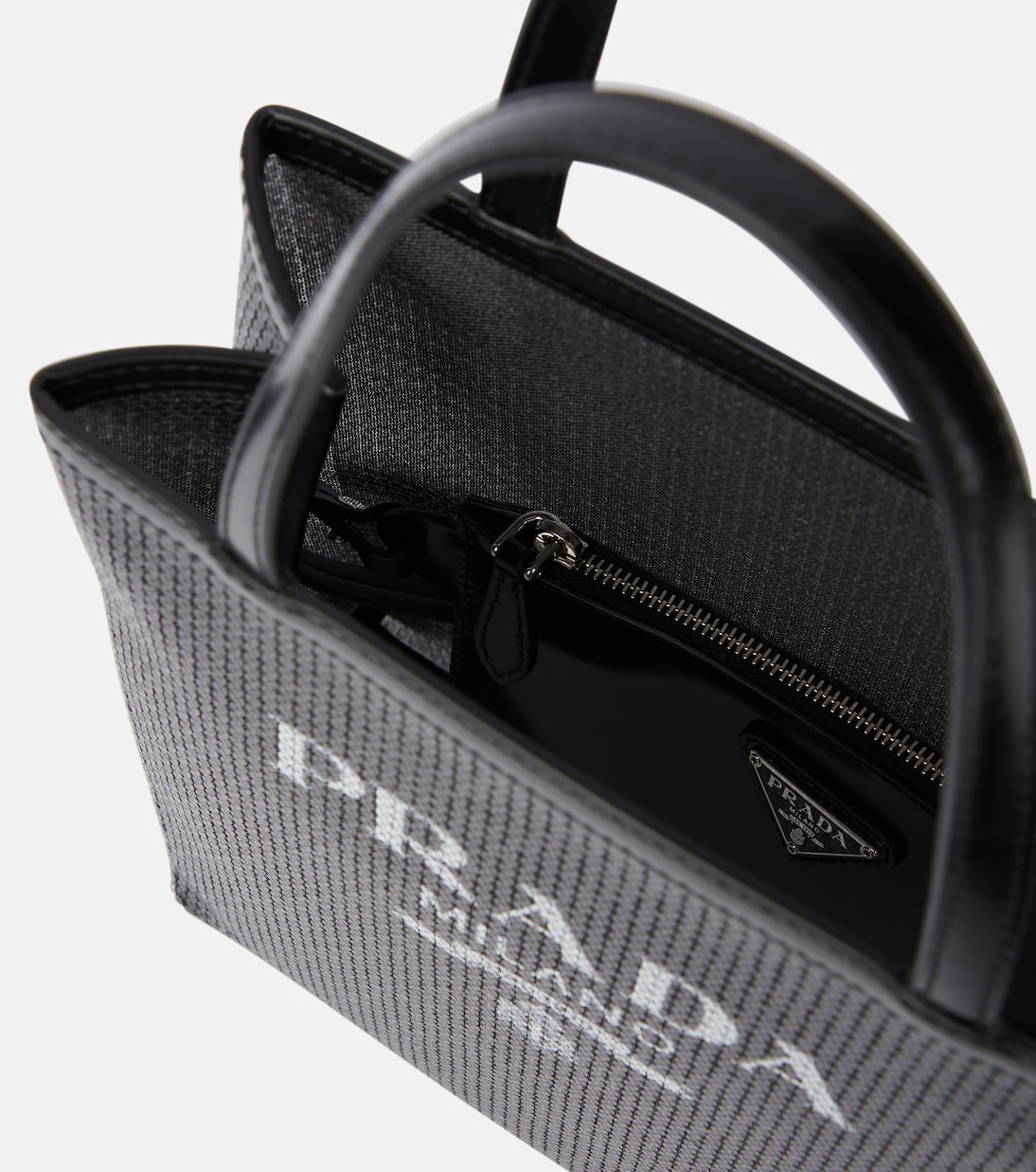 Shopper Small in rete con paillettes | Prada