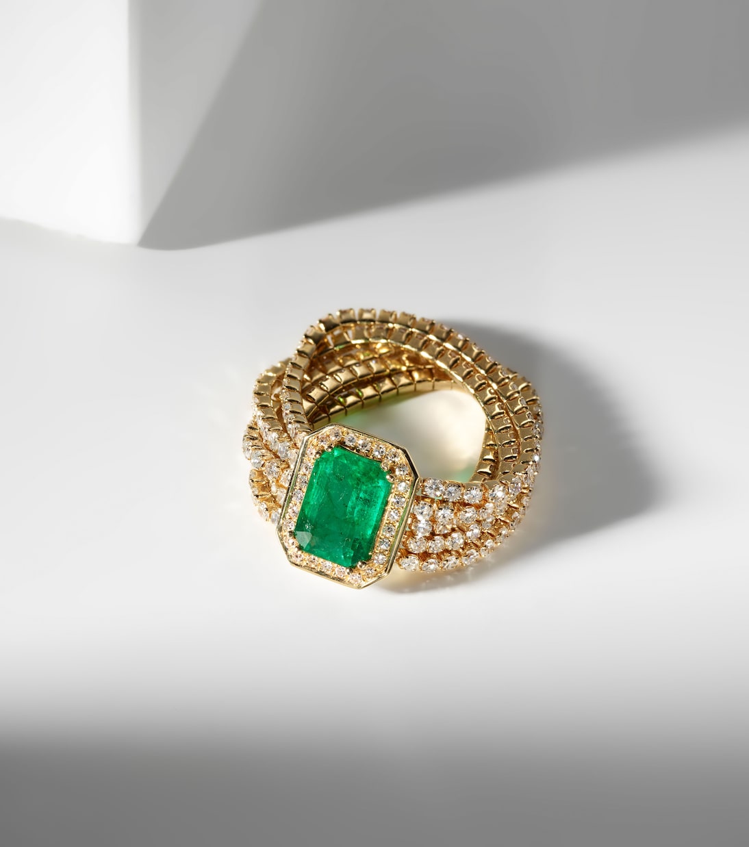 Bague 5 Thread Illusion en or 18 ct, diamants et émeraude | Shay Jewelry