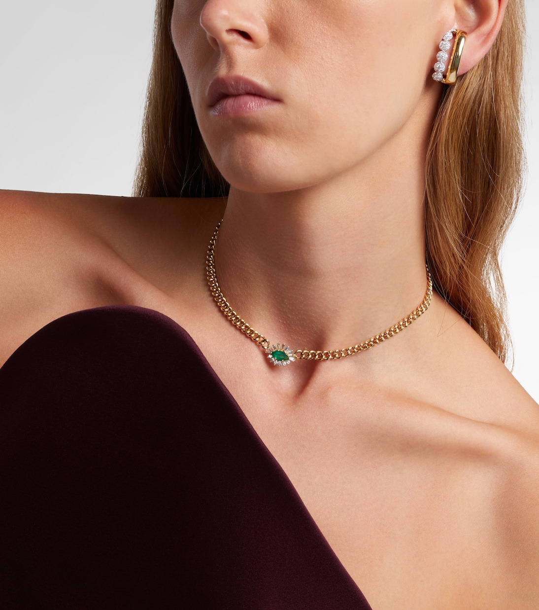 Halskette aus 18kt Gelbgold mit Diamanten und Smaragd | Shay Jewelry