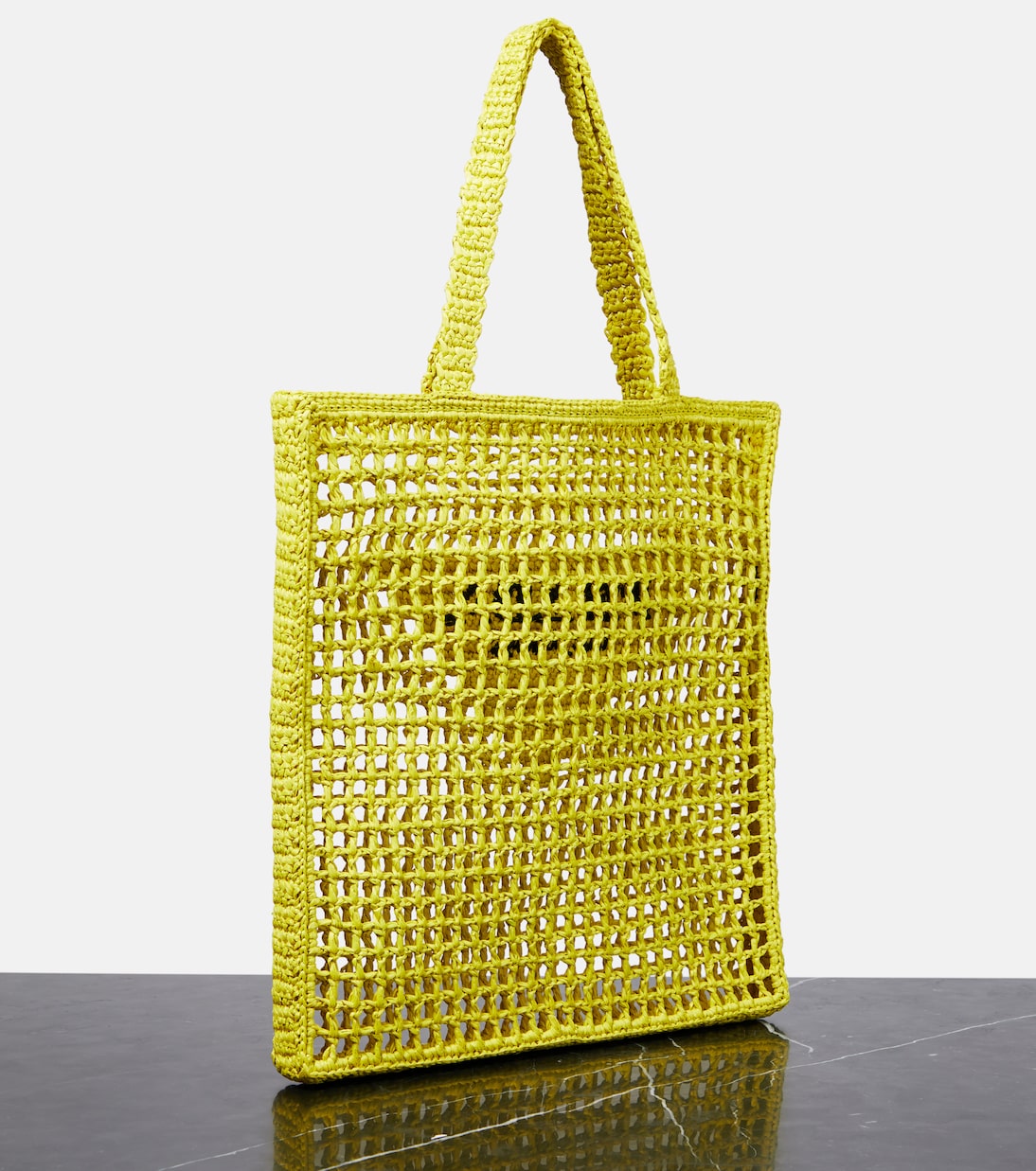 Schultertasche aus Raffiabast | Prada