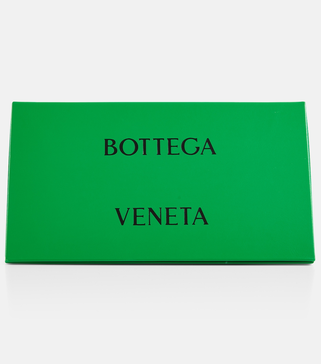 Occhiali da sole aviator firmati BOTTEGA VENETA, stile intramontabile per giovani trendsetter