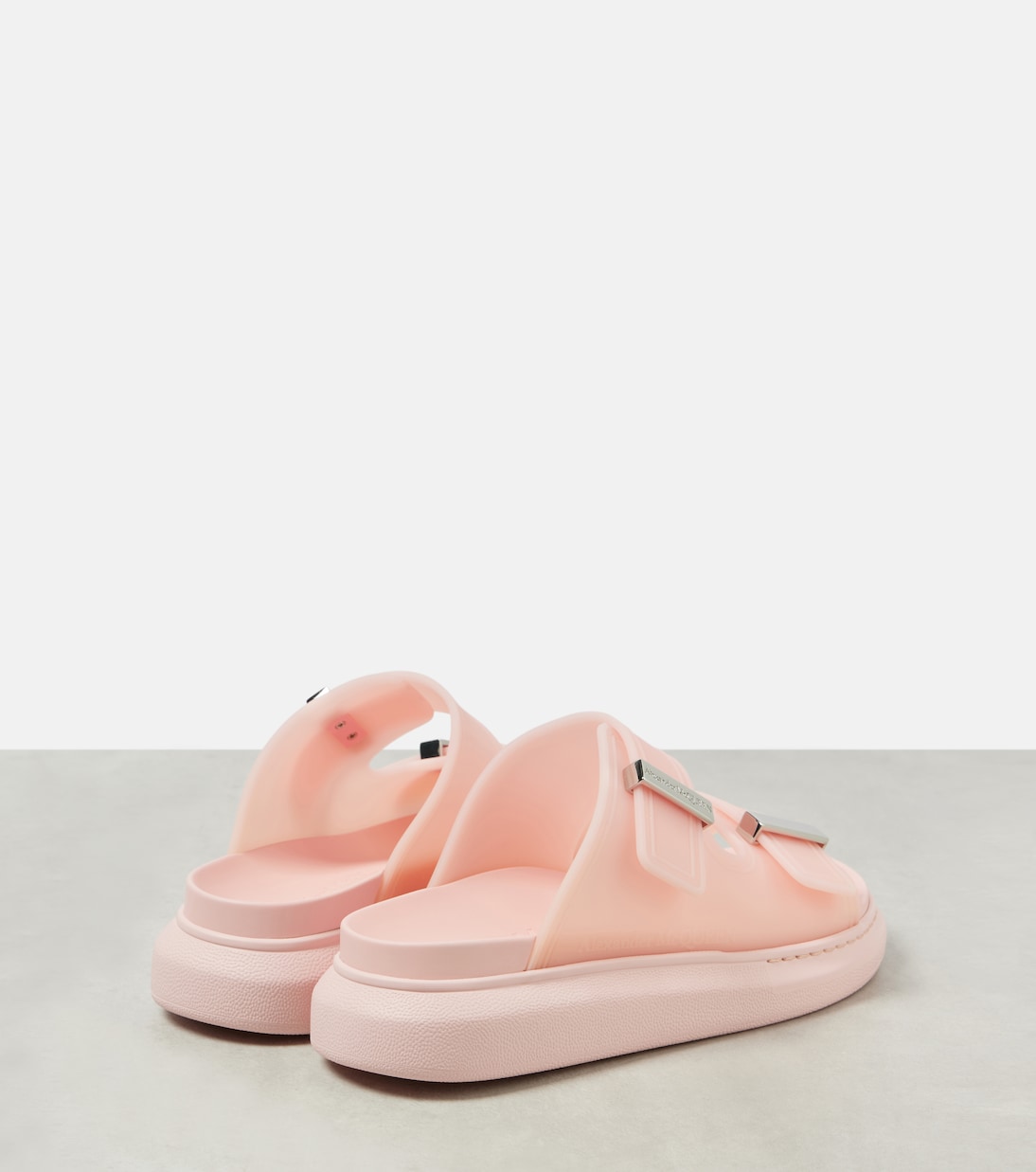 صندل بلاتفورم بلوغو | McQueen