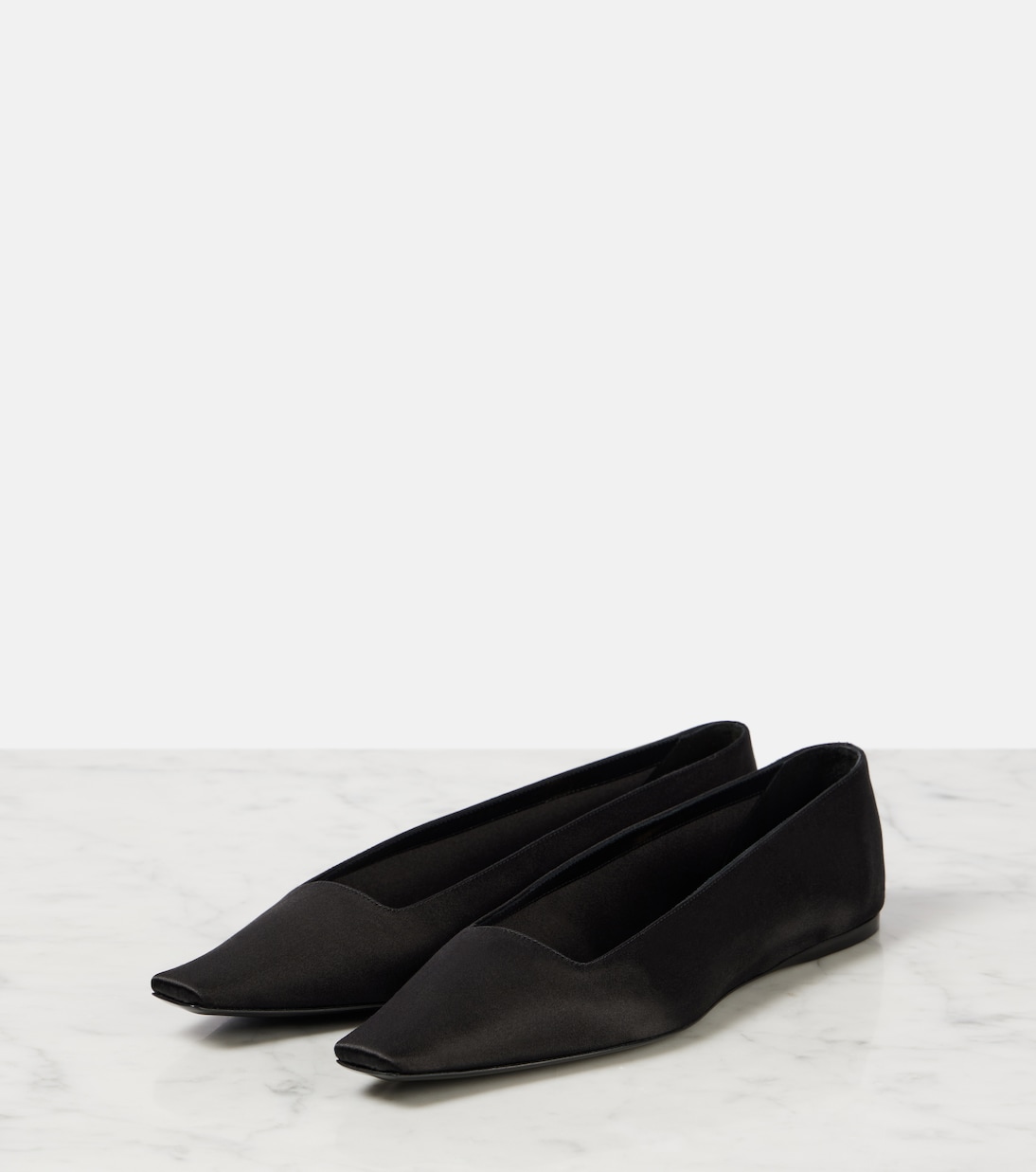Poppy crêpe satin ballet flats | Saint Laurent
