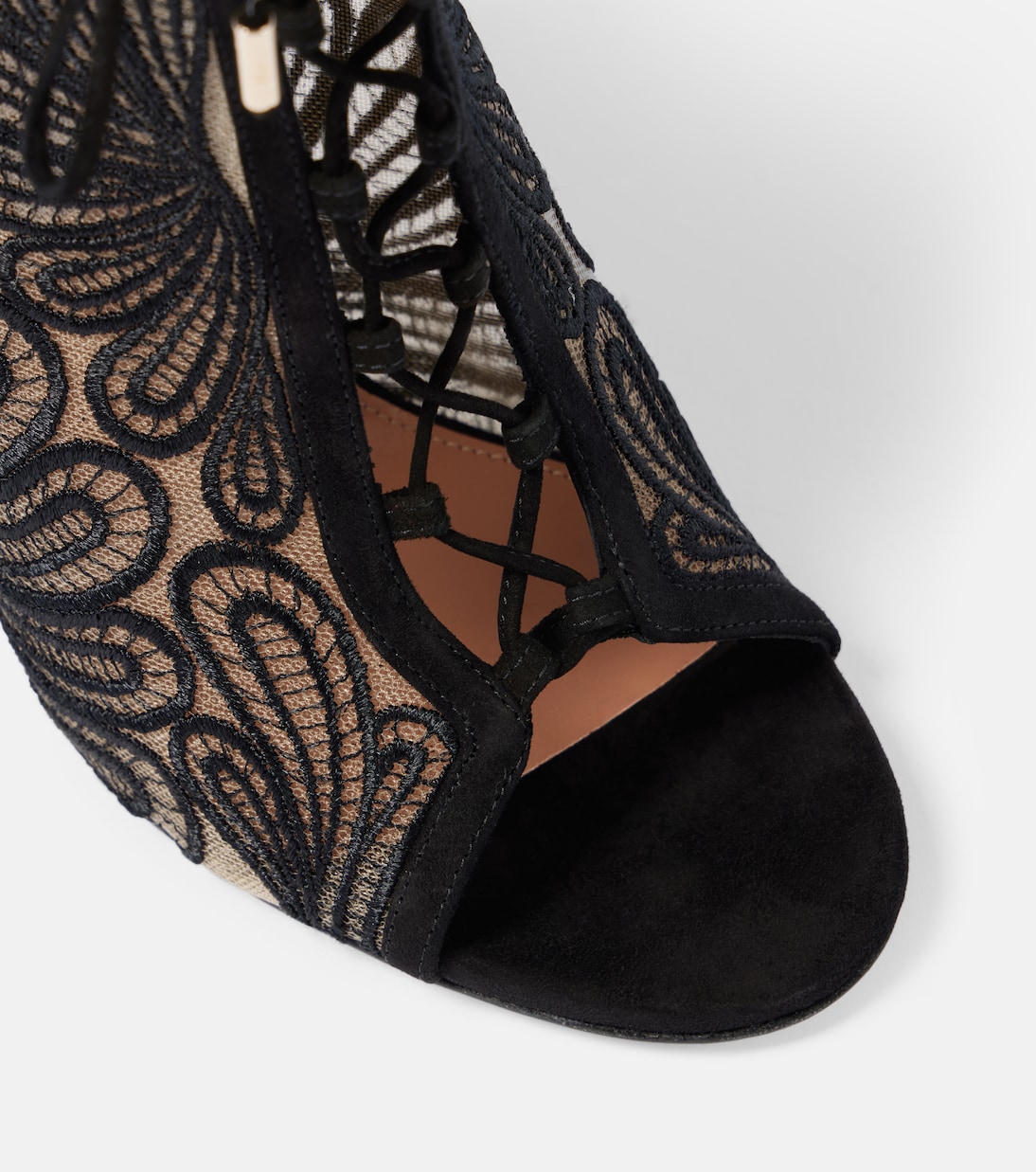 Stivaletti AQUAZZURA 105 in suede e pizzo, stile giovane e trendy