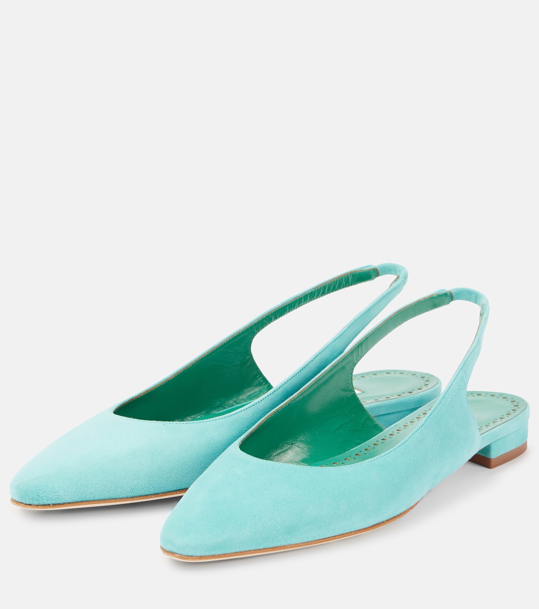Scarpe basse con cinturino Manolo Blahnik Sawra 10 in suede per uno stile giovane e trendy