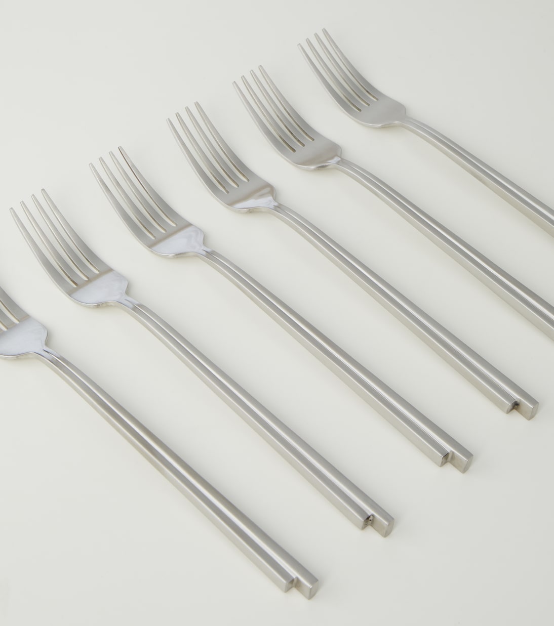 Dune 24-piece flatware by Joseph Hoffman | Serax