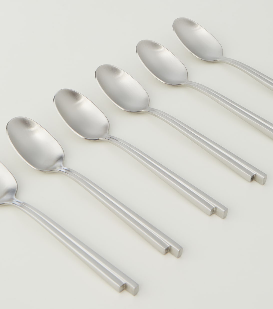 Dune 24-piece flatware by Joseph Hoffman | Serax