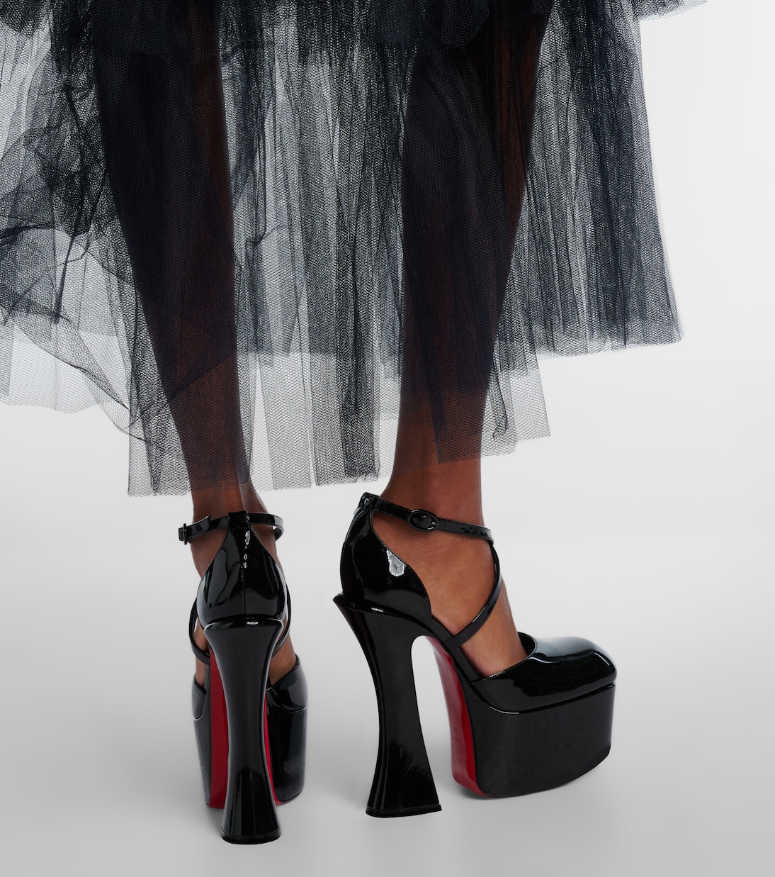 Salones con plataforma Aqua de charol | Christian Louboutin