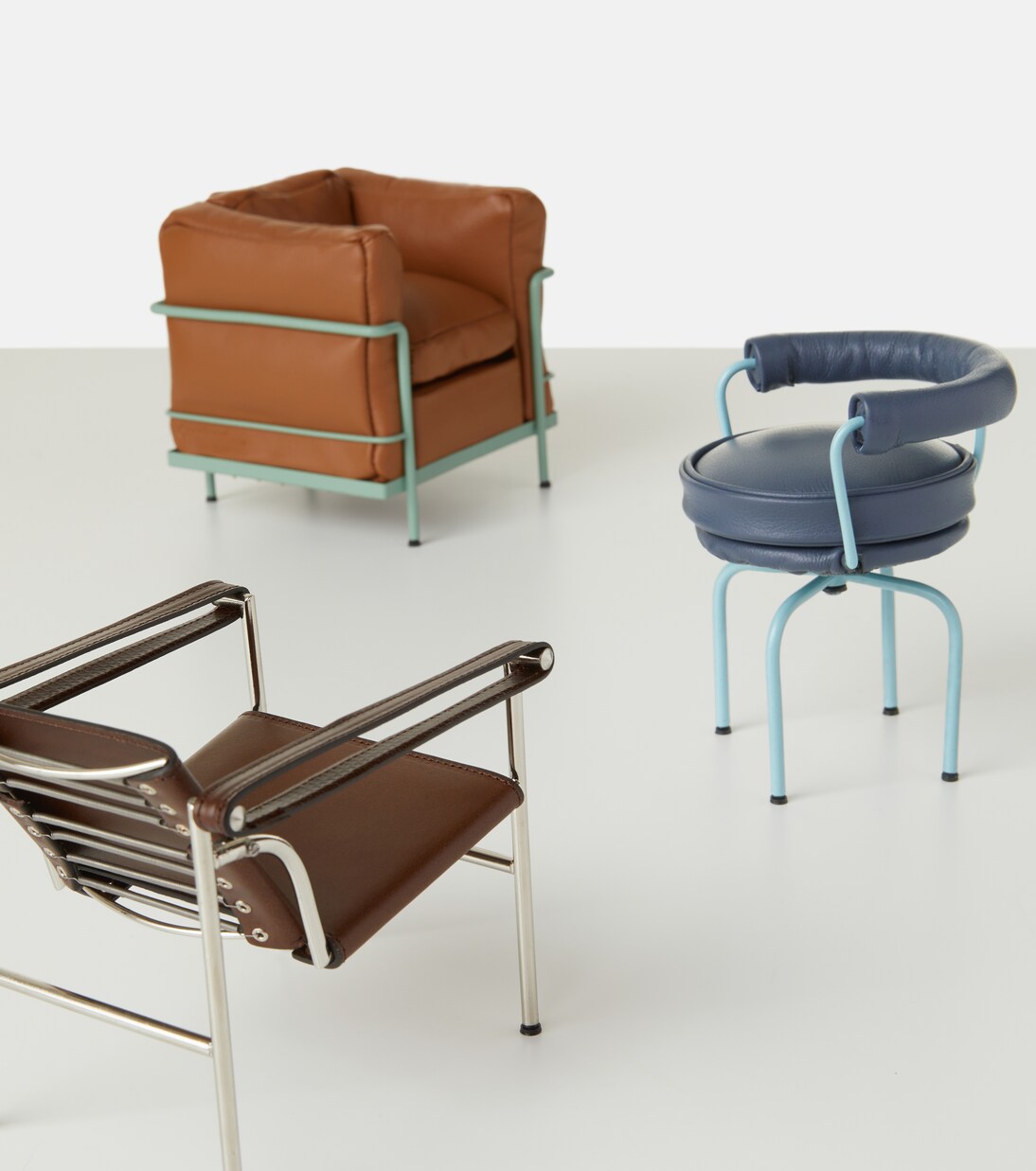 Le Miniature - 1 Fauteuil dossier basculant decoration | Cassina