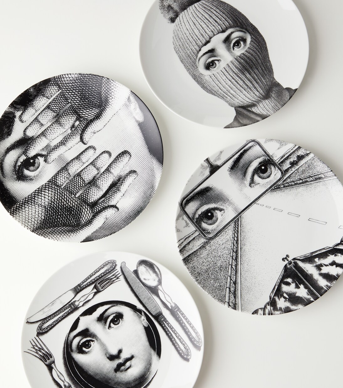 Tema e Variazioni n.321 wall plate | Fornasetti