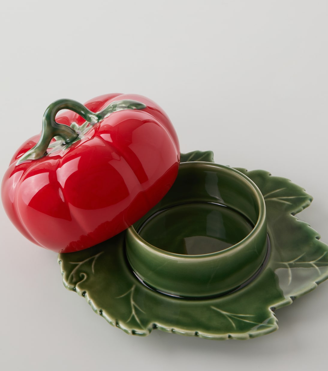 Beurrier Tomate en céramique | Bordallo Pinheiro