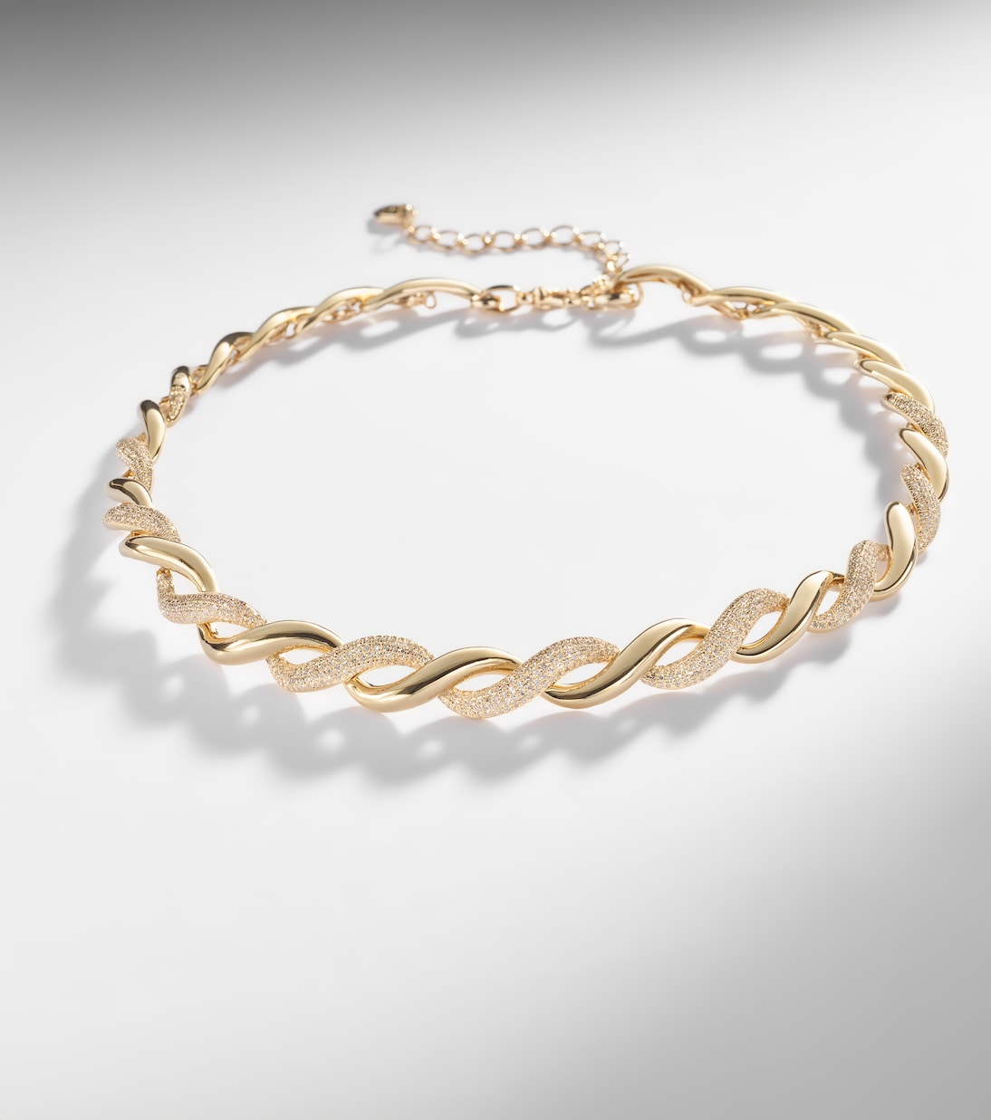 18kt gold (750/1000) necklace with diamonds | Shay Jewelry