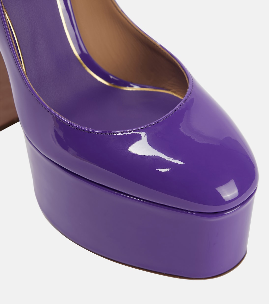 Escarpins Tan-Go à plateau en cuir verni | Valentino Garavani
