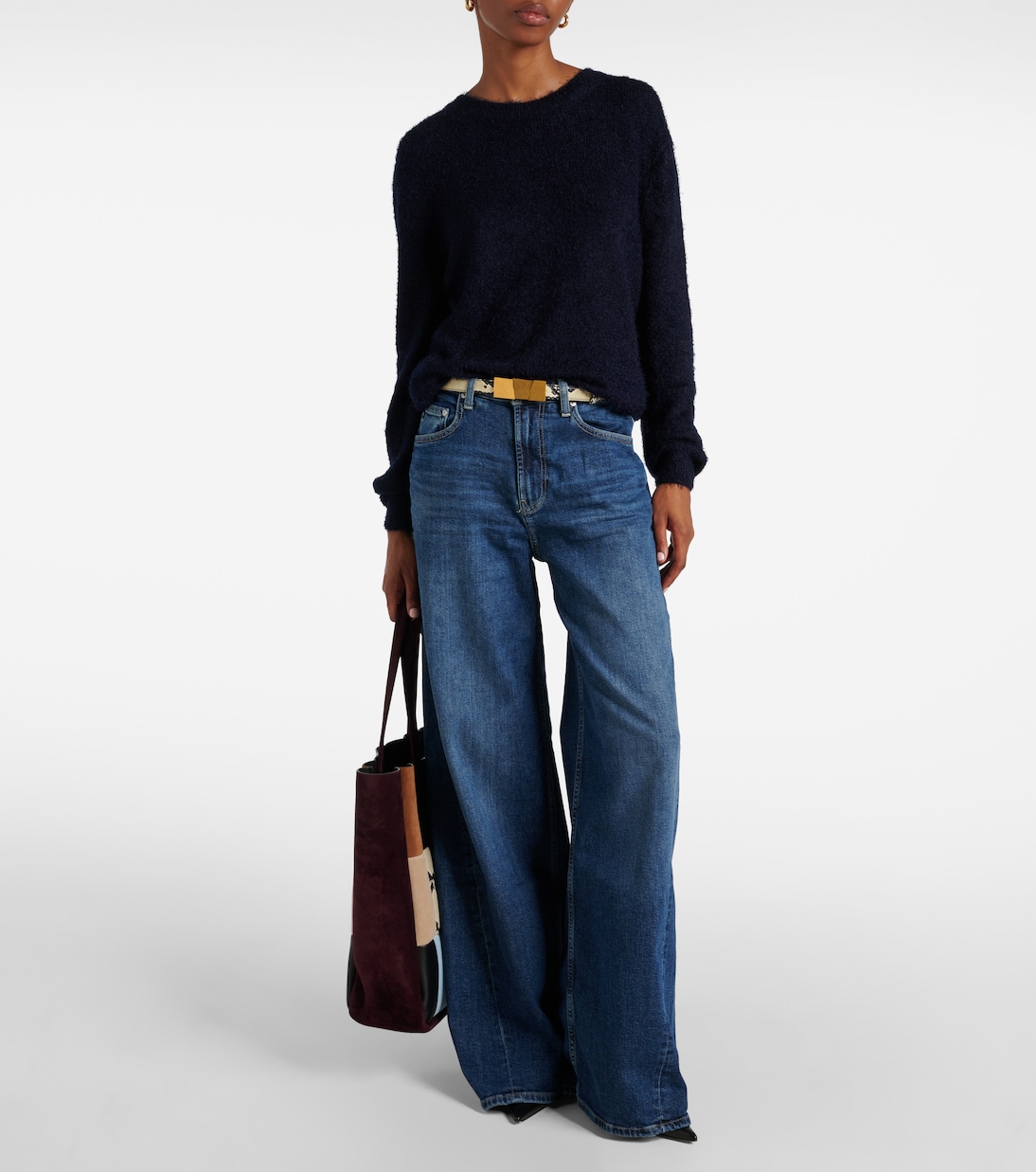 جينز بقصّة واسعة وخصر عالي | AG Jeans