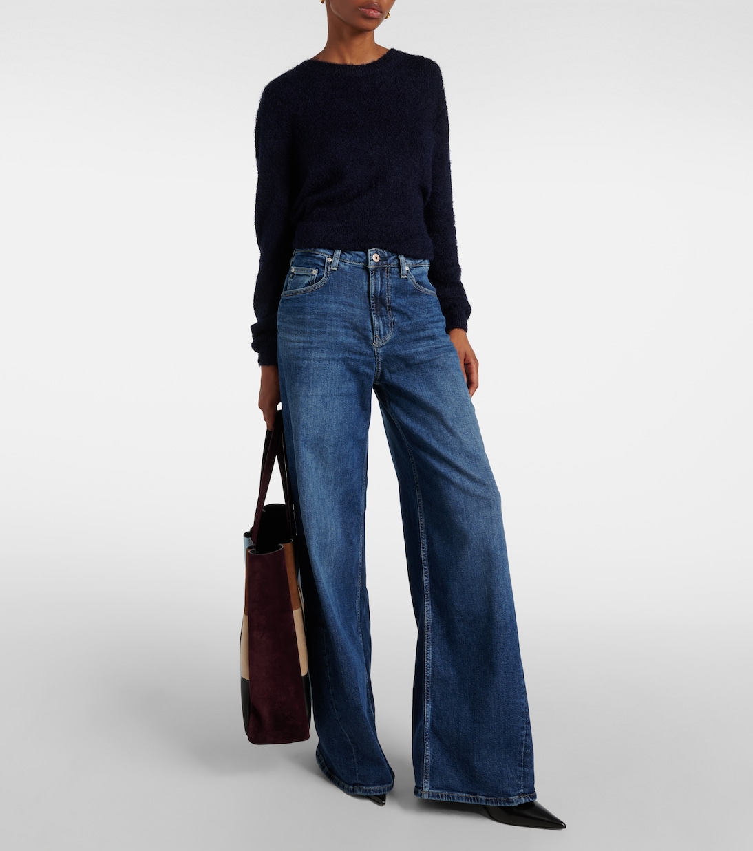 جينز بقصّة واسعة وخصر عالي | AG Jeans