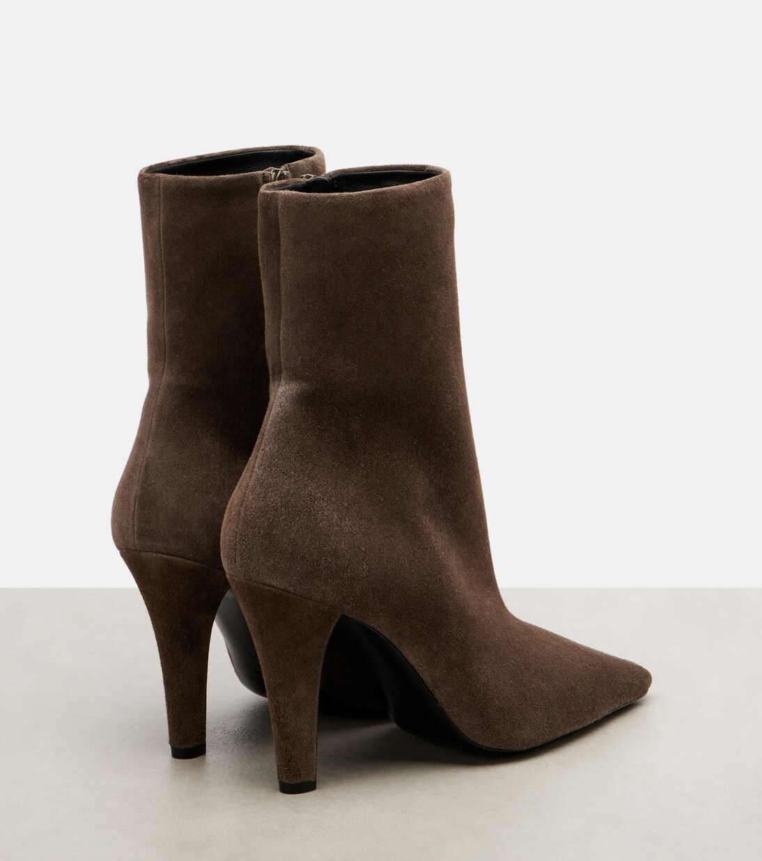 Jill 95 suede ankle boots | Saint Laurent