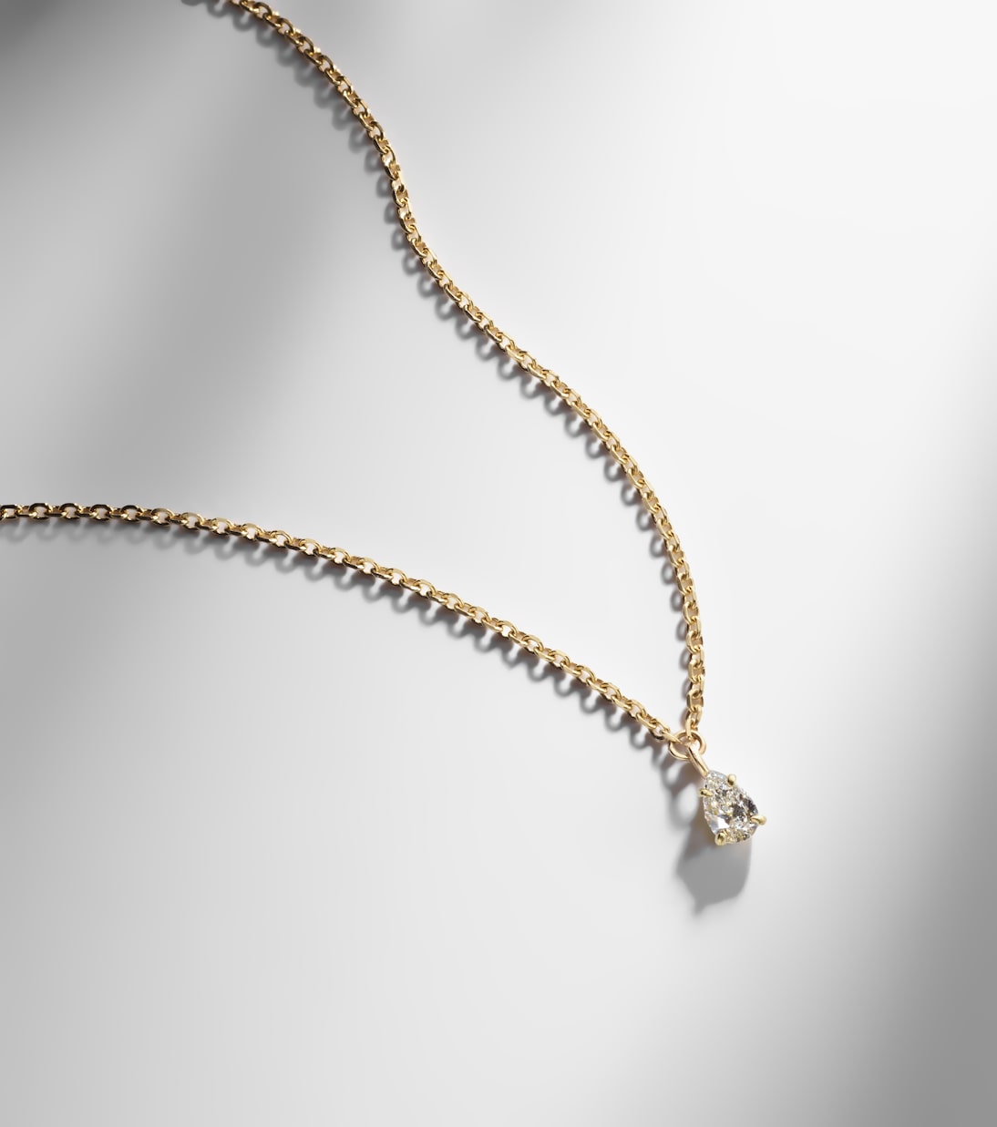 18kt gold anklet with diamond | Anita Ko