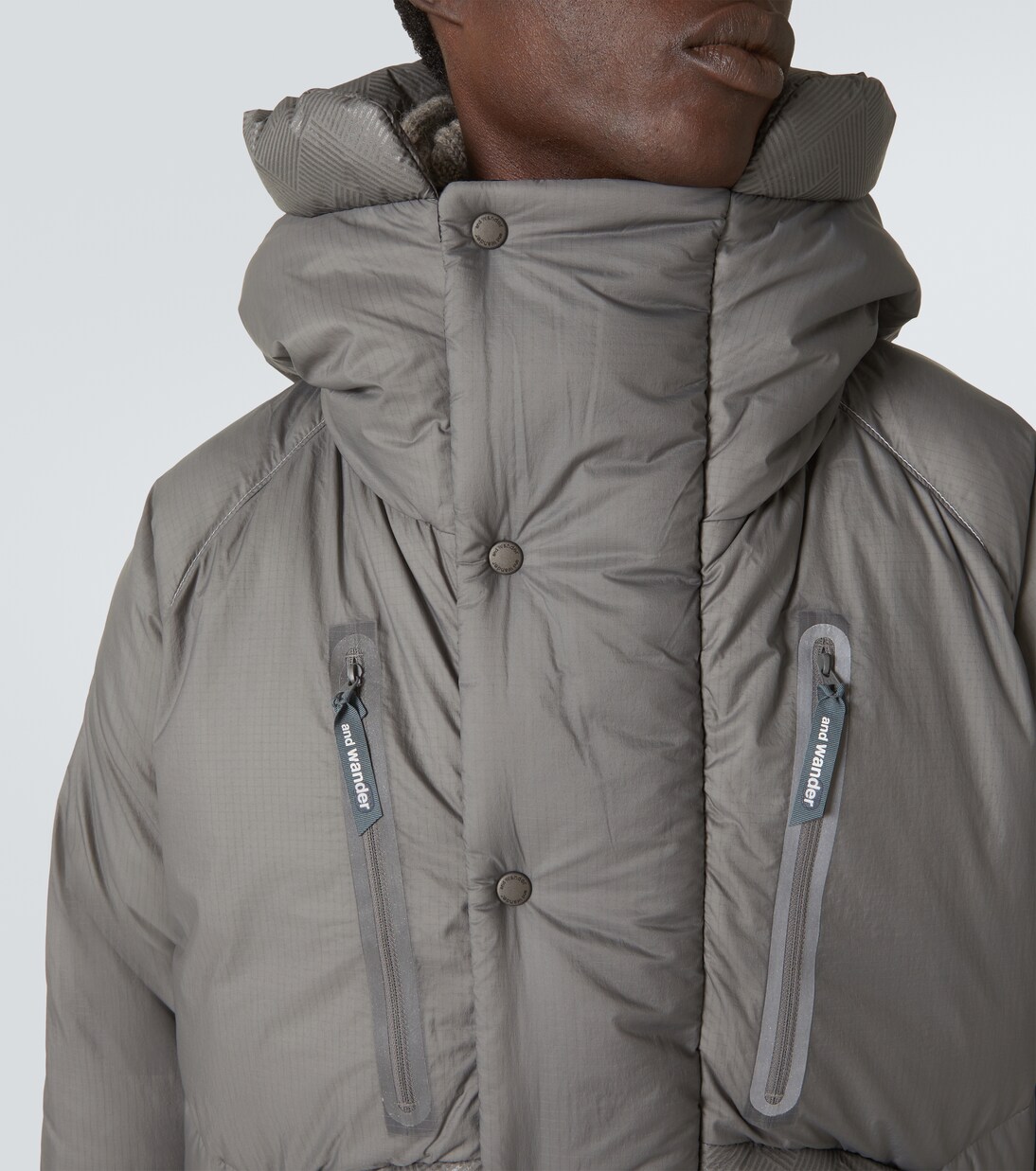 Chaqueta acolchada con logo | And Wander