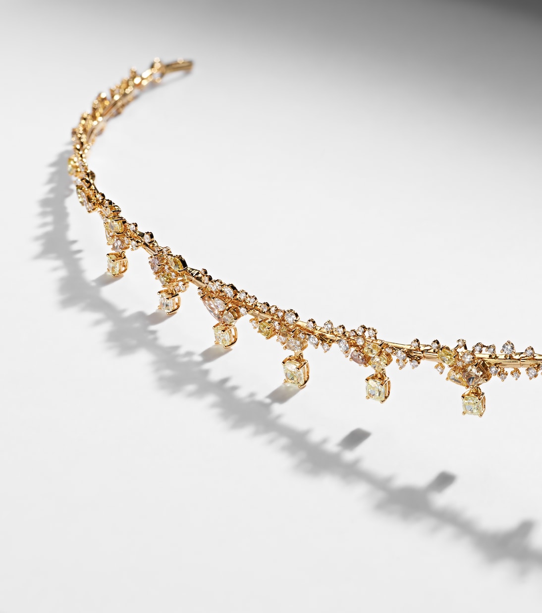 Choker in oro 18kt con diamanti | Ananya