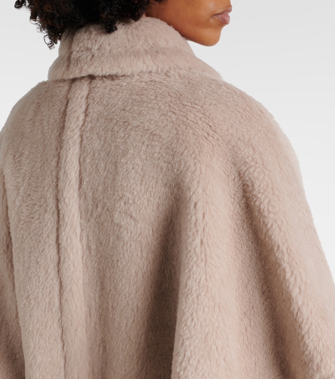 Mantella Tebe in shearling | Max Mara