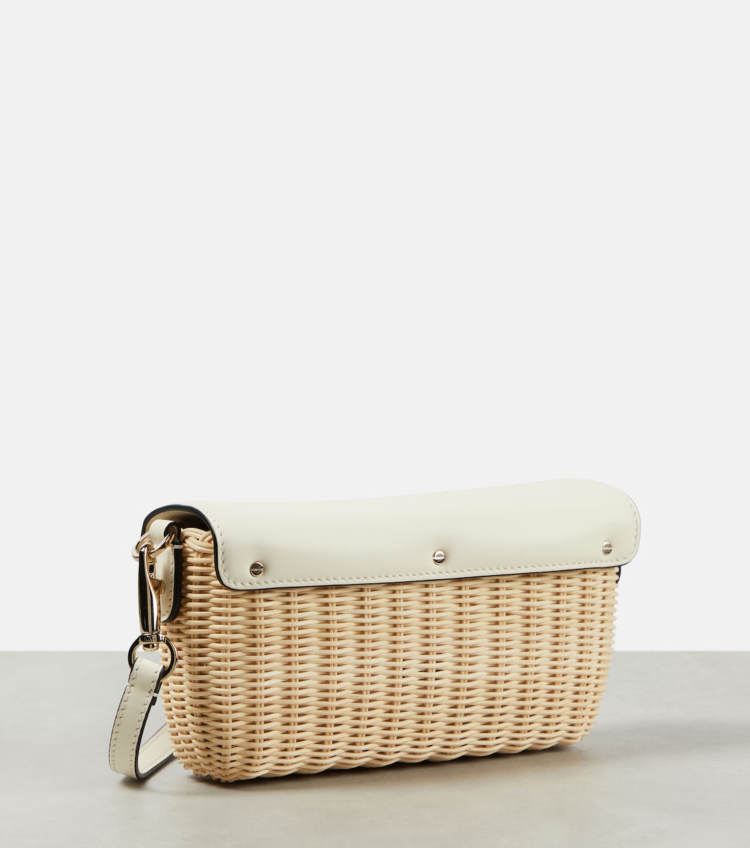 Bolso Locò Small con ribete de piel | Valentino Garavani