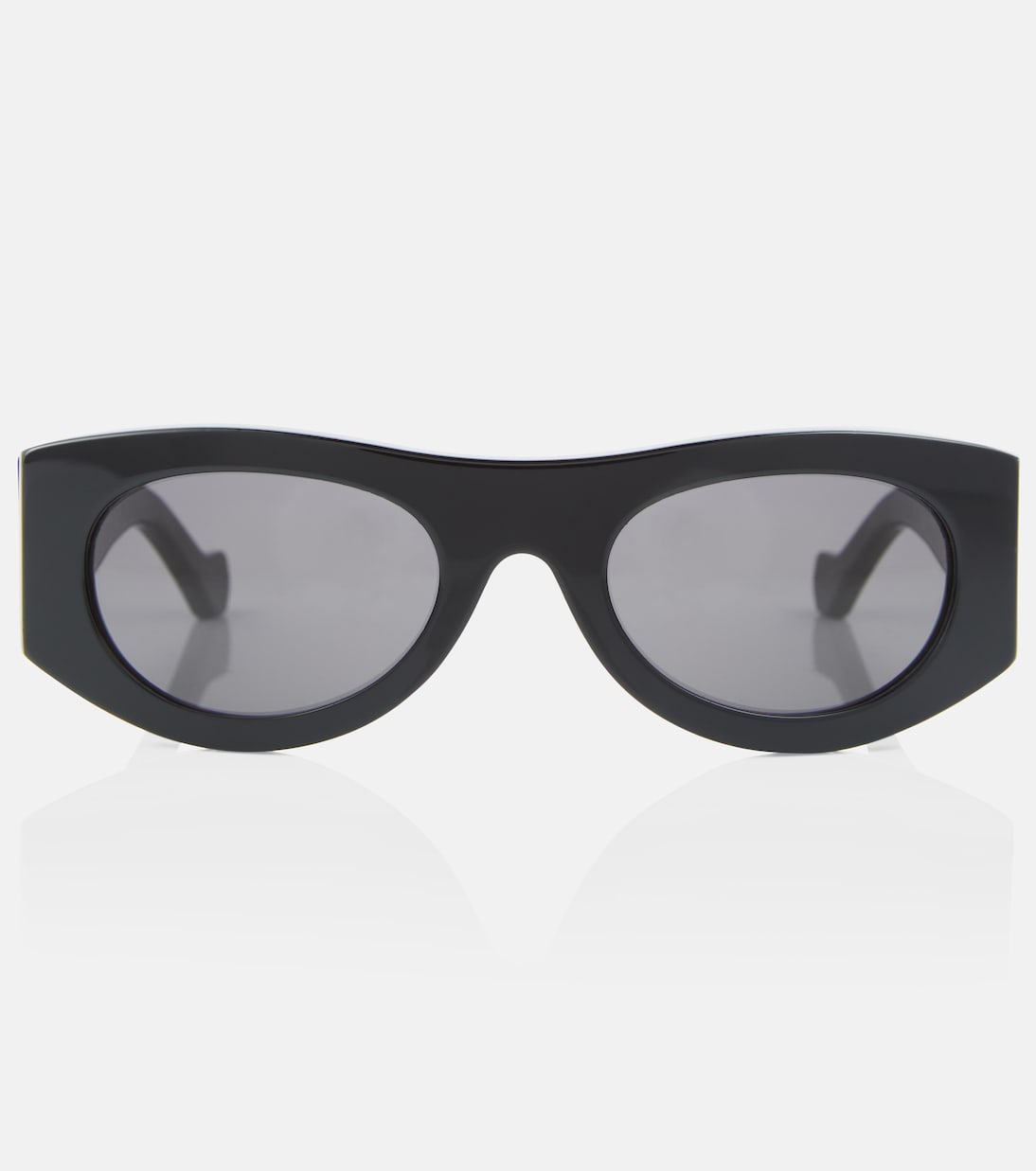 Occhiali da sole LOEWE Nature Oval: stile giovane e moderno