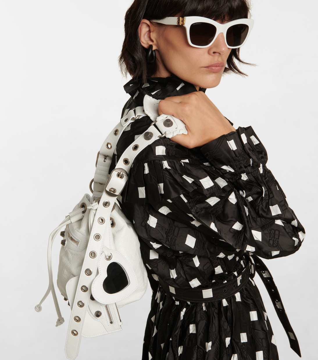 Le Cagole XS leather bucket bag | Balenciaga