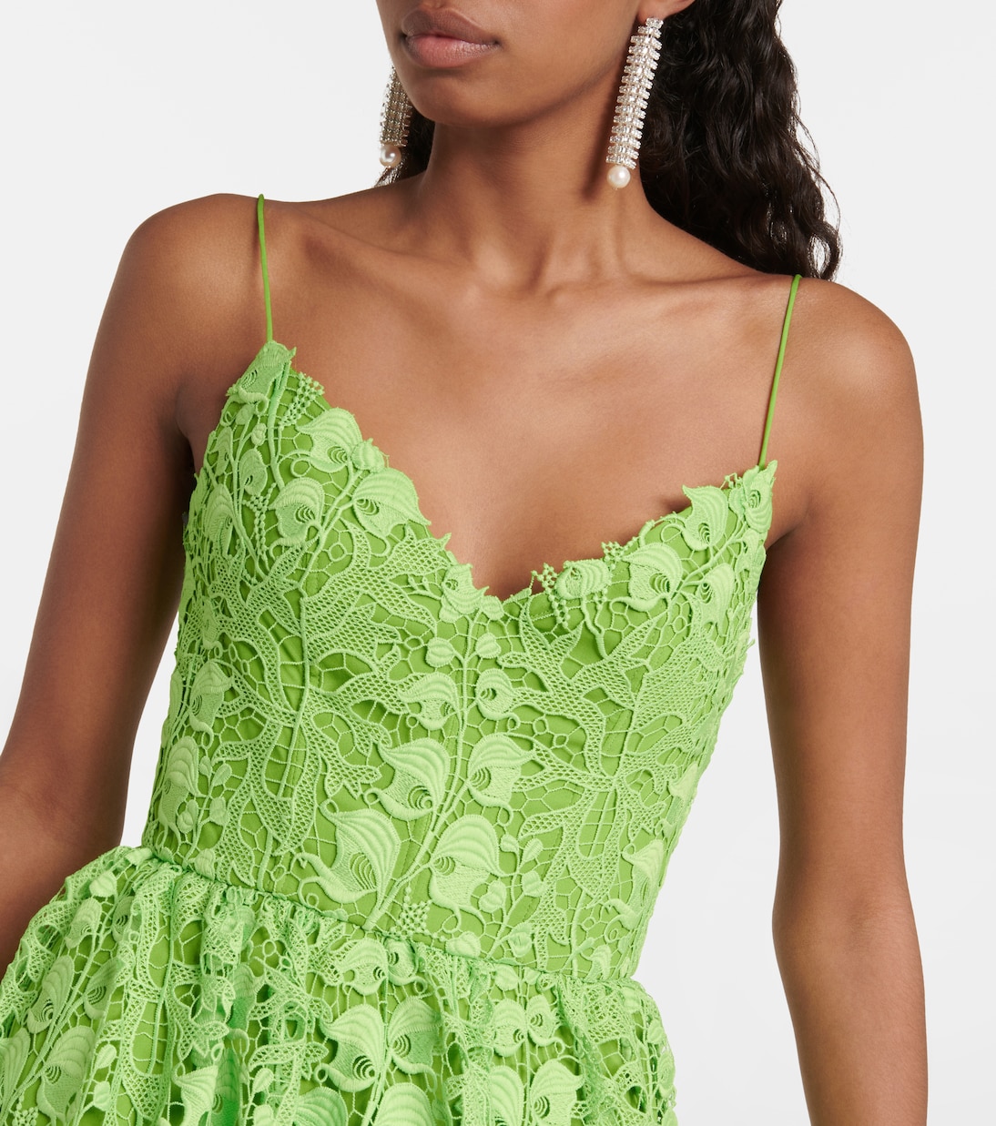Miniabito in pizzo | Monique Lhuillier