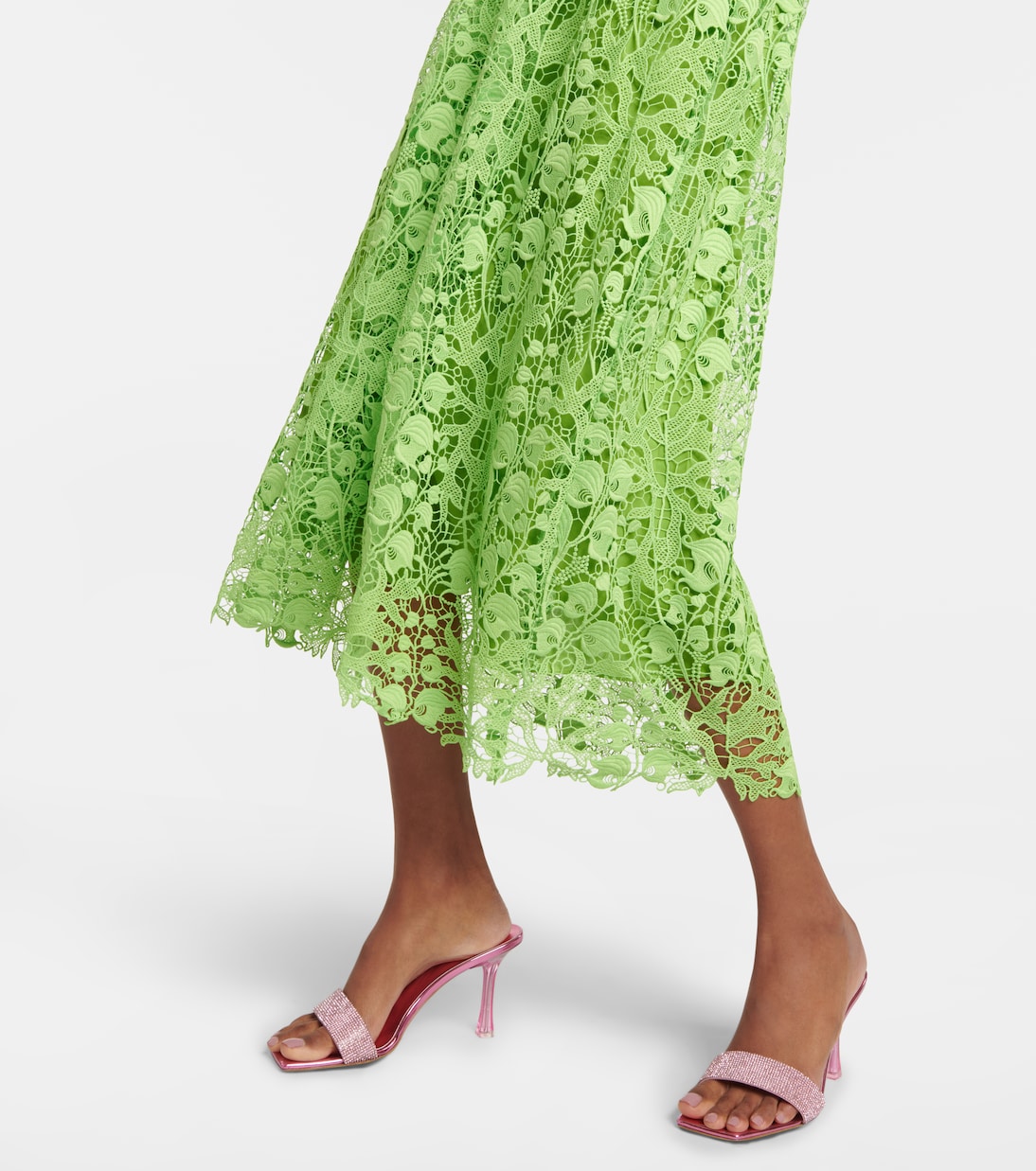 Miniabito in pizzo | Monique Lhuillier
