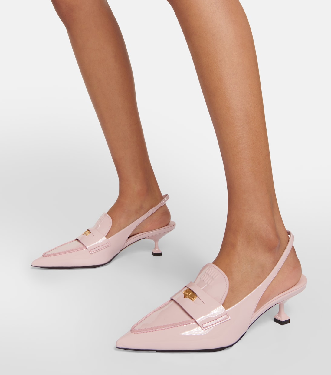 Mocassini slingback in vernice | Miu Miu