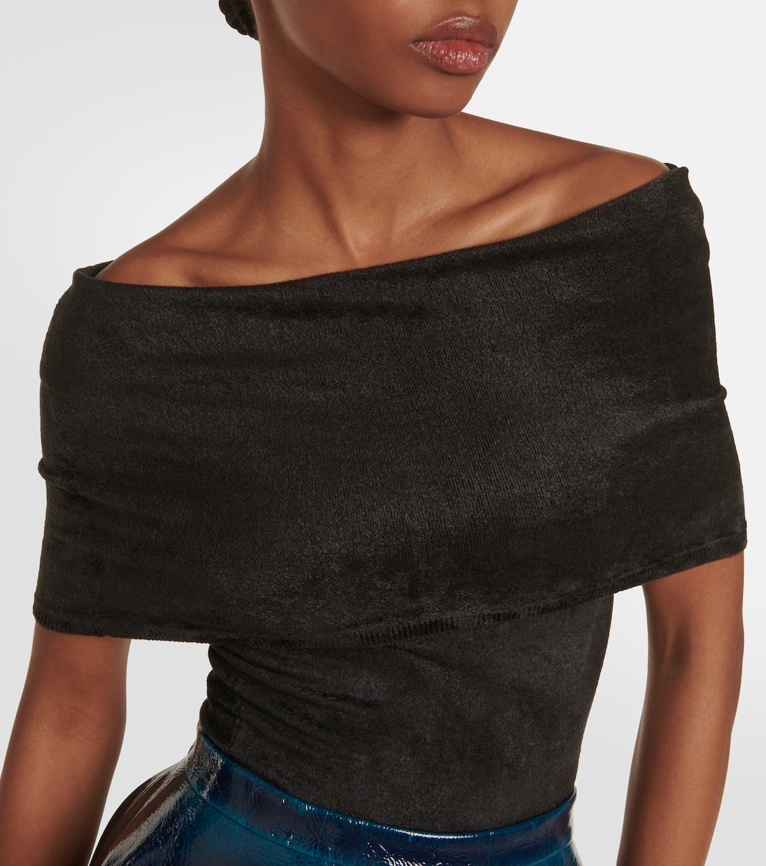 Bodysuit de Terciopelo con Corte en Hombros Alaïa, Estilo Joven y Moderno