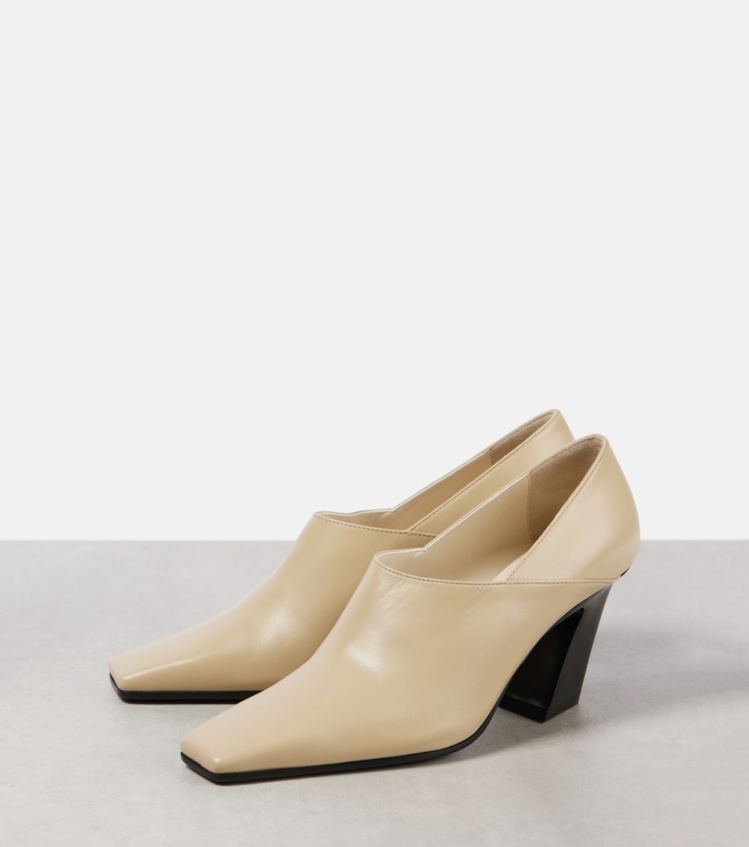 Lewis leather pumps | Bottega Veneta