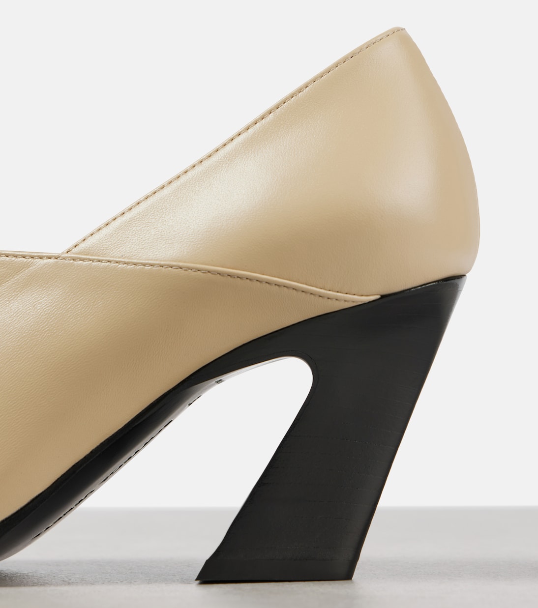 Lewis leather pumps | Bottega Veneta