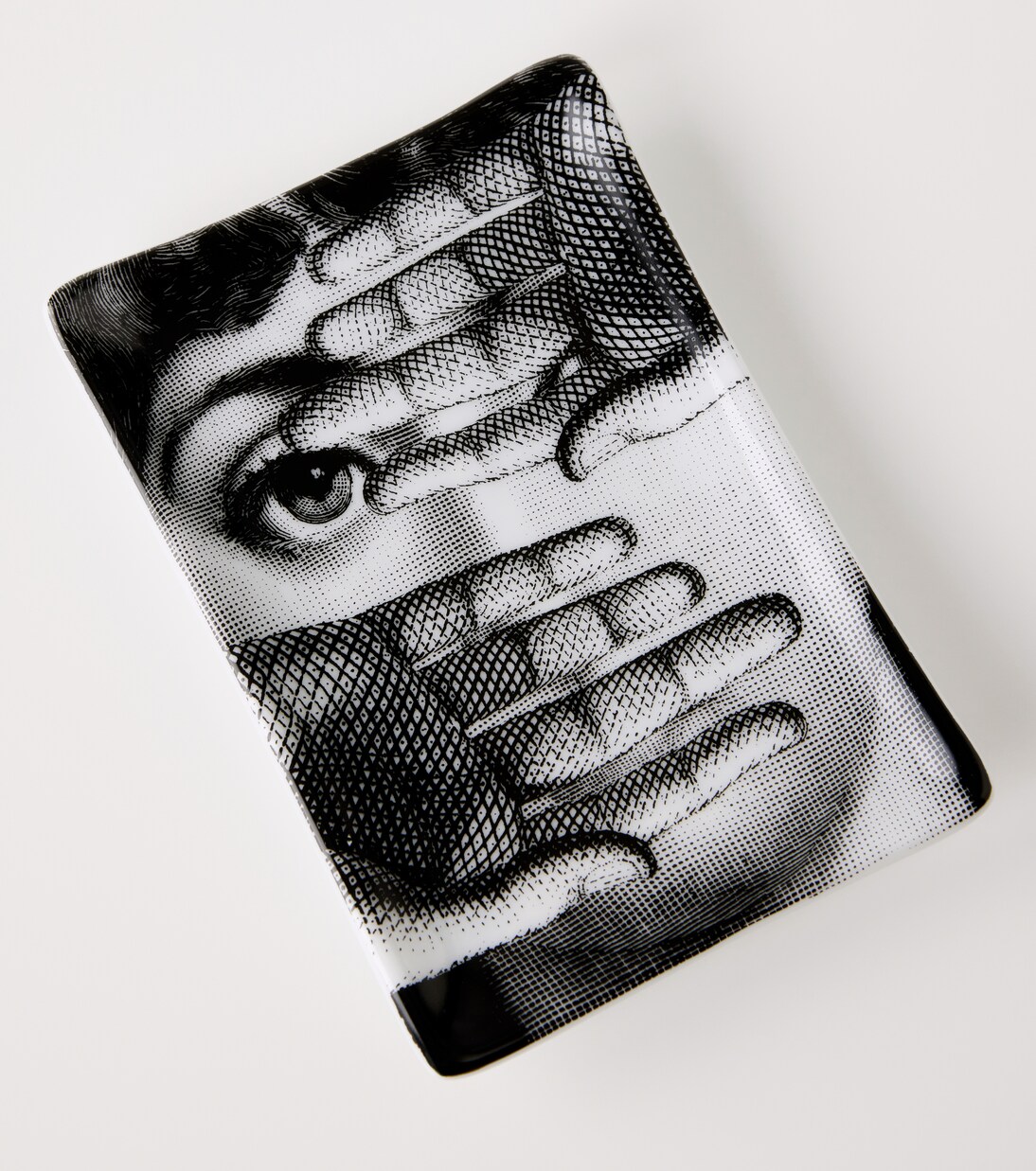 Tema e Variazioni N.154 ashtray | Fornasetti