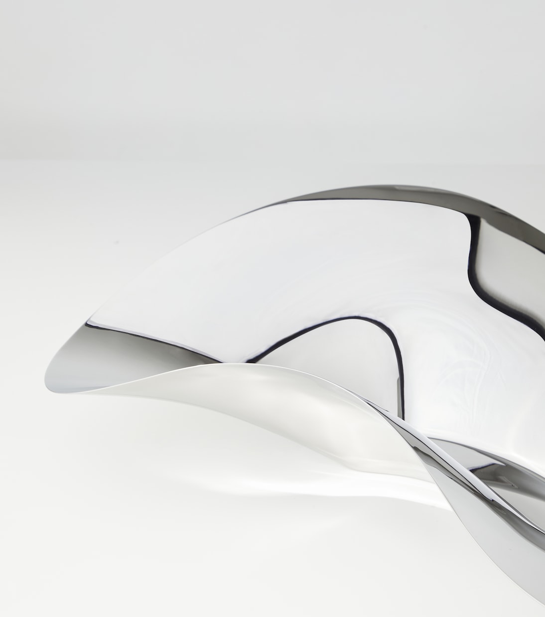 Indulgence stainless silver decorative tray by Helle Damkjær | Georg Jensen