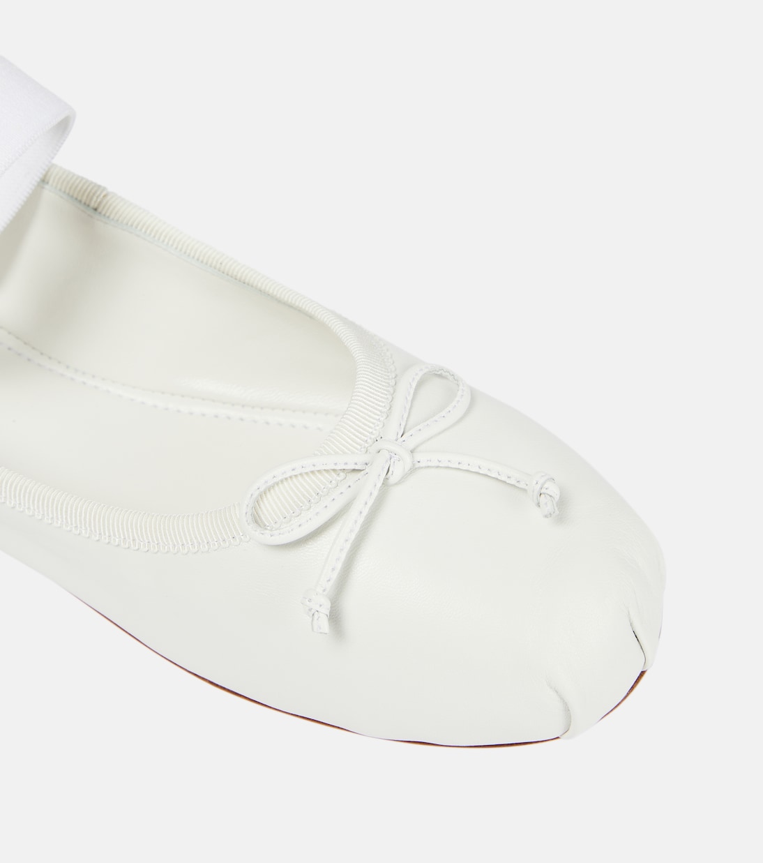 Ballerine in pelle con logo | Miu Miu