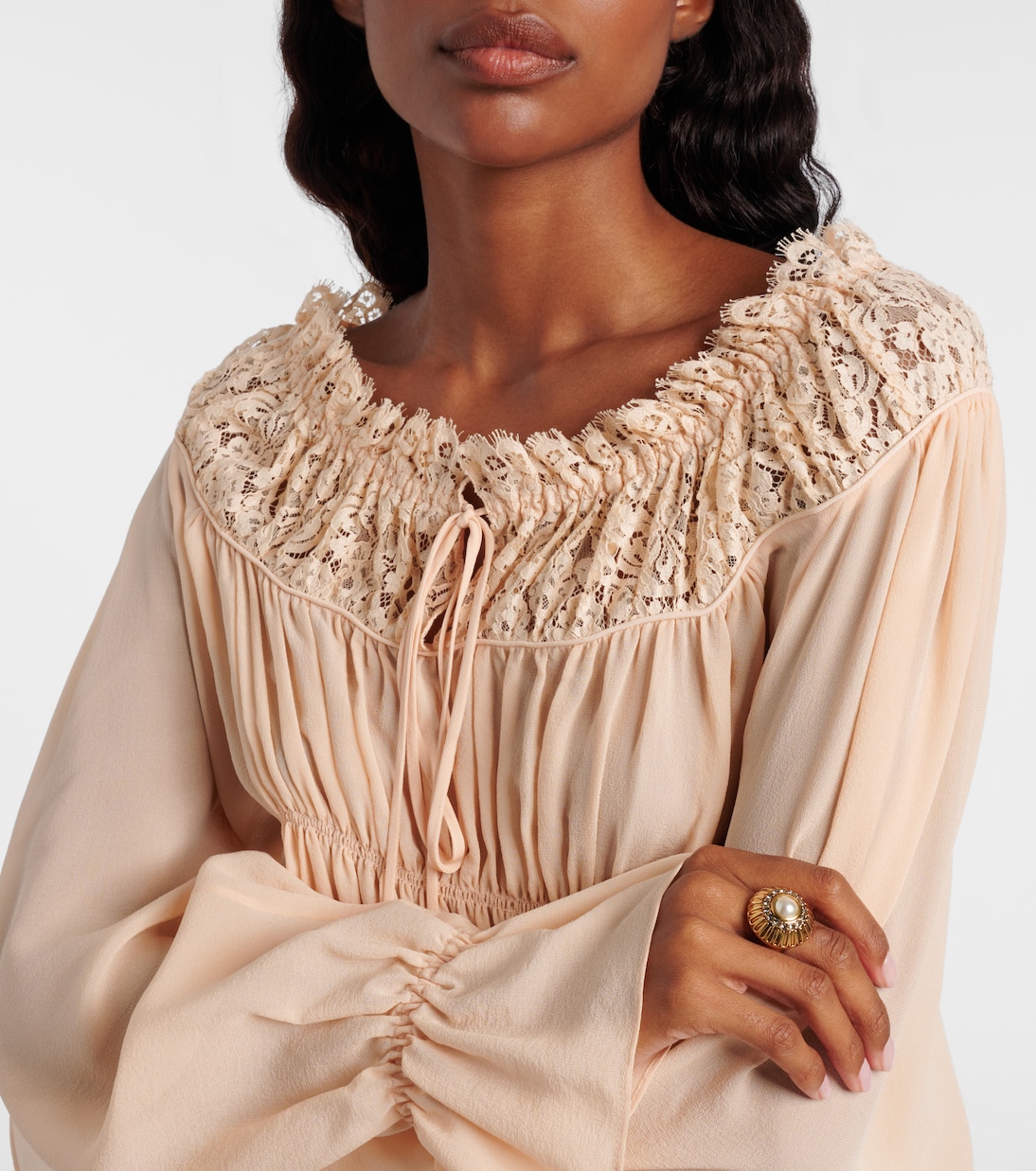 Embellished faux pearl ring | Chloé