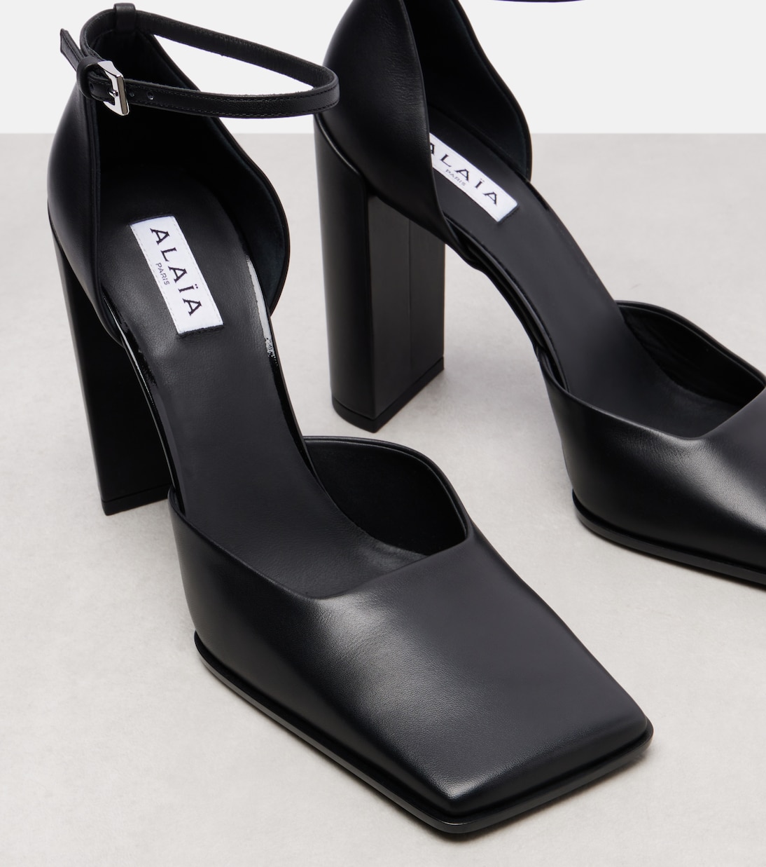 Leather pumps | Alaïa